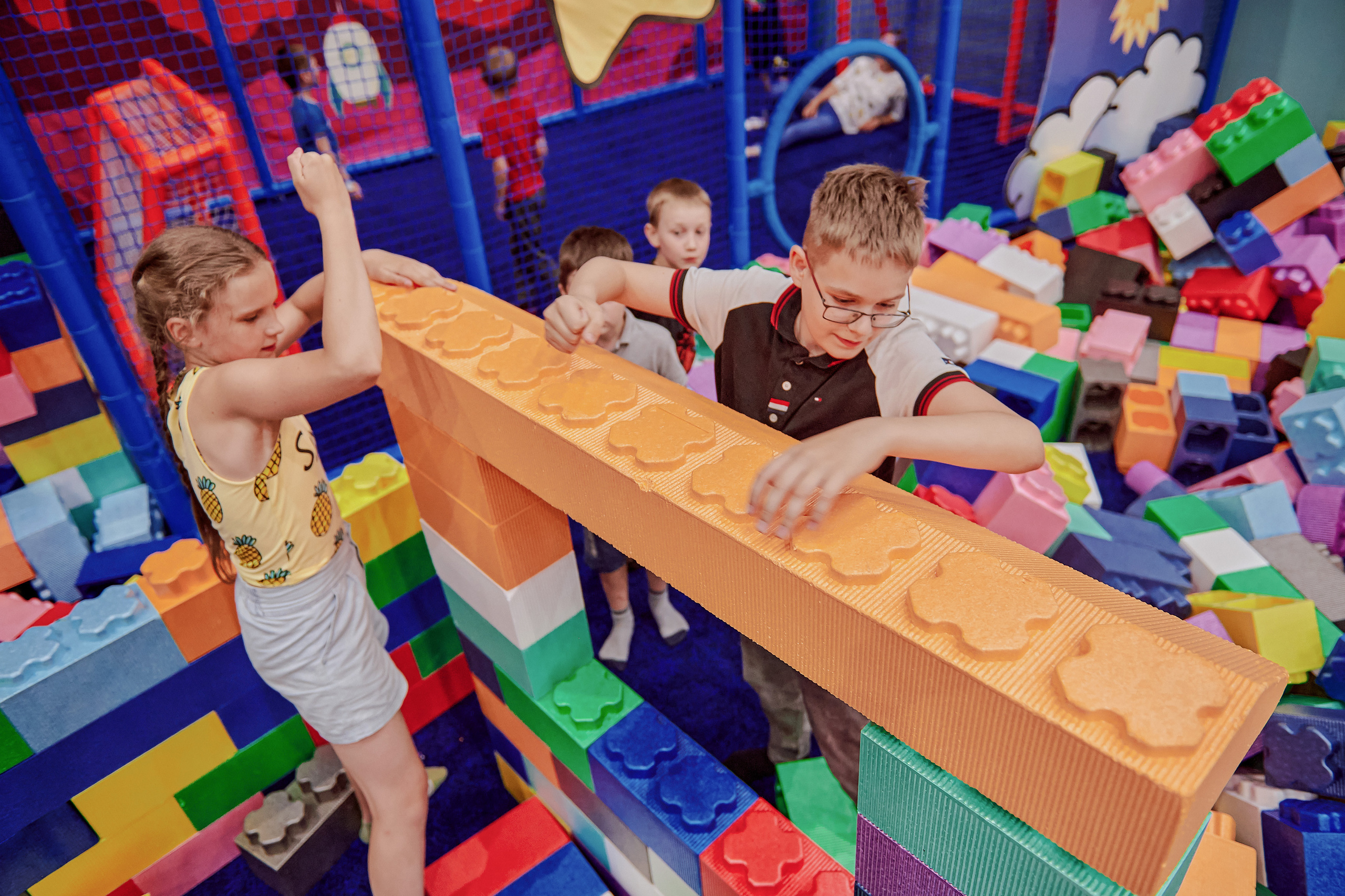 Портфолио репортажной фотосъёмки: Открытие "Vanana park". Фотограф Яковлев Роман — Красноярск