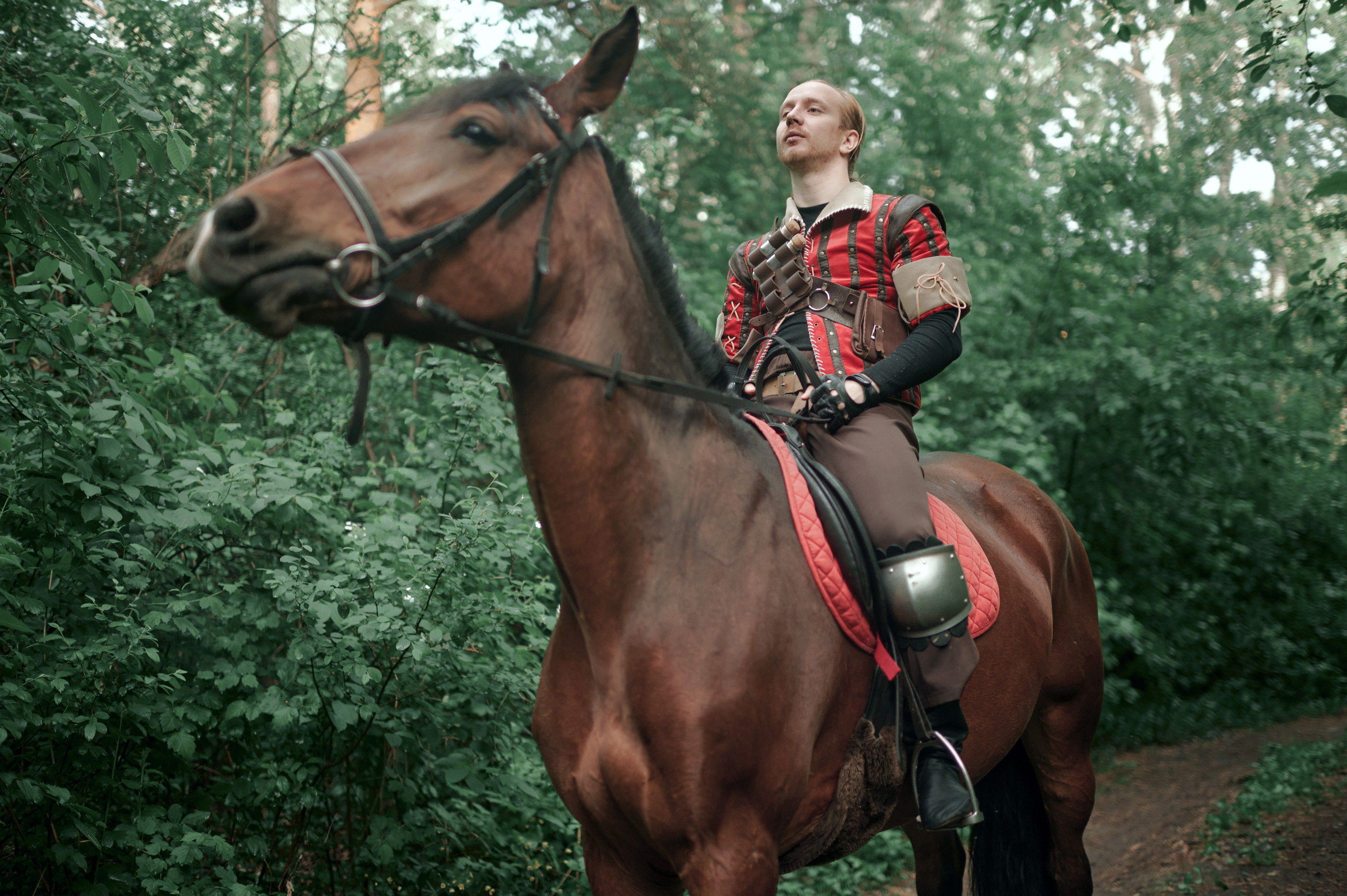 Каролина и Сергей — Предсвадебная съёмка в стиле «Ведьмак». Фотограф Яковлев Роман — Красноярск