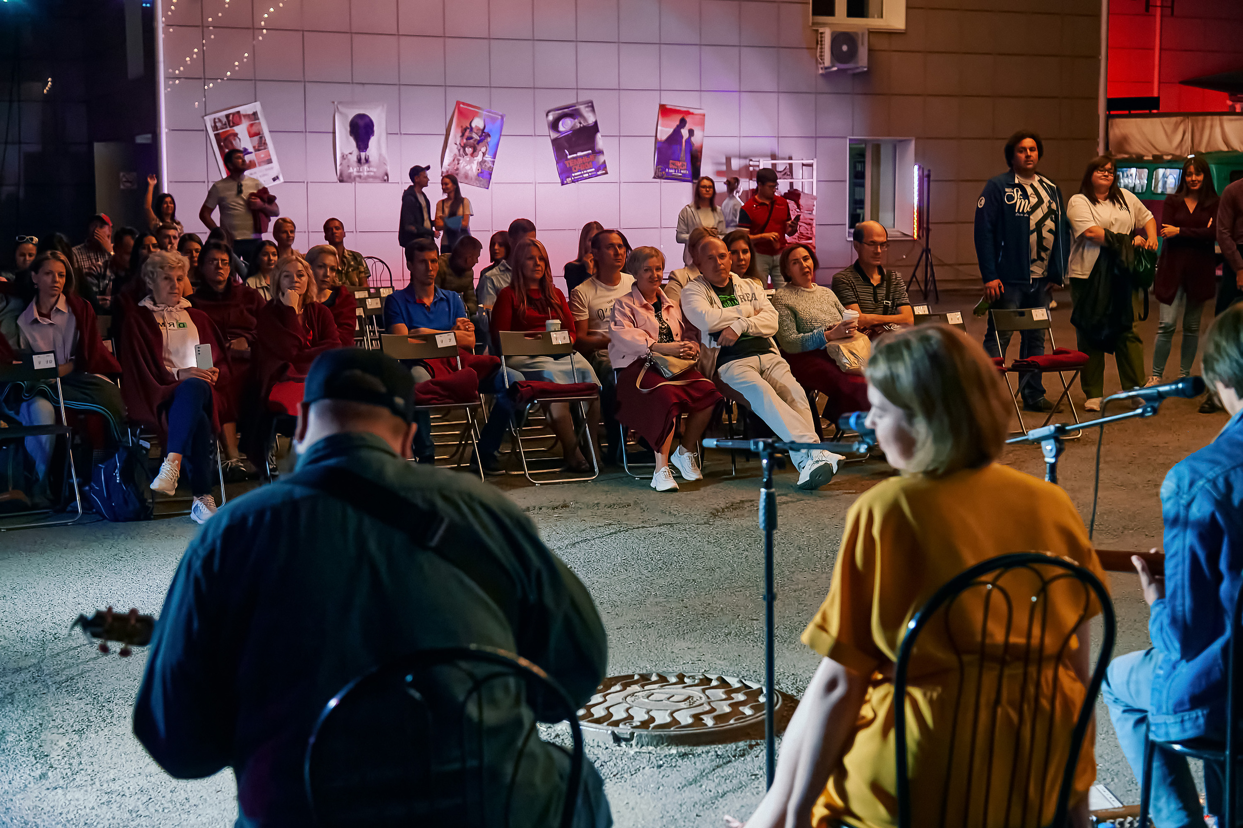 Портфолио репортажной фотосъёмки: Кинодворик "Дом кино" Красноярск. Фотограф Яковлев Роман — Красноярск