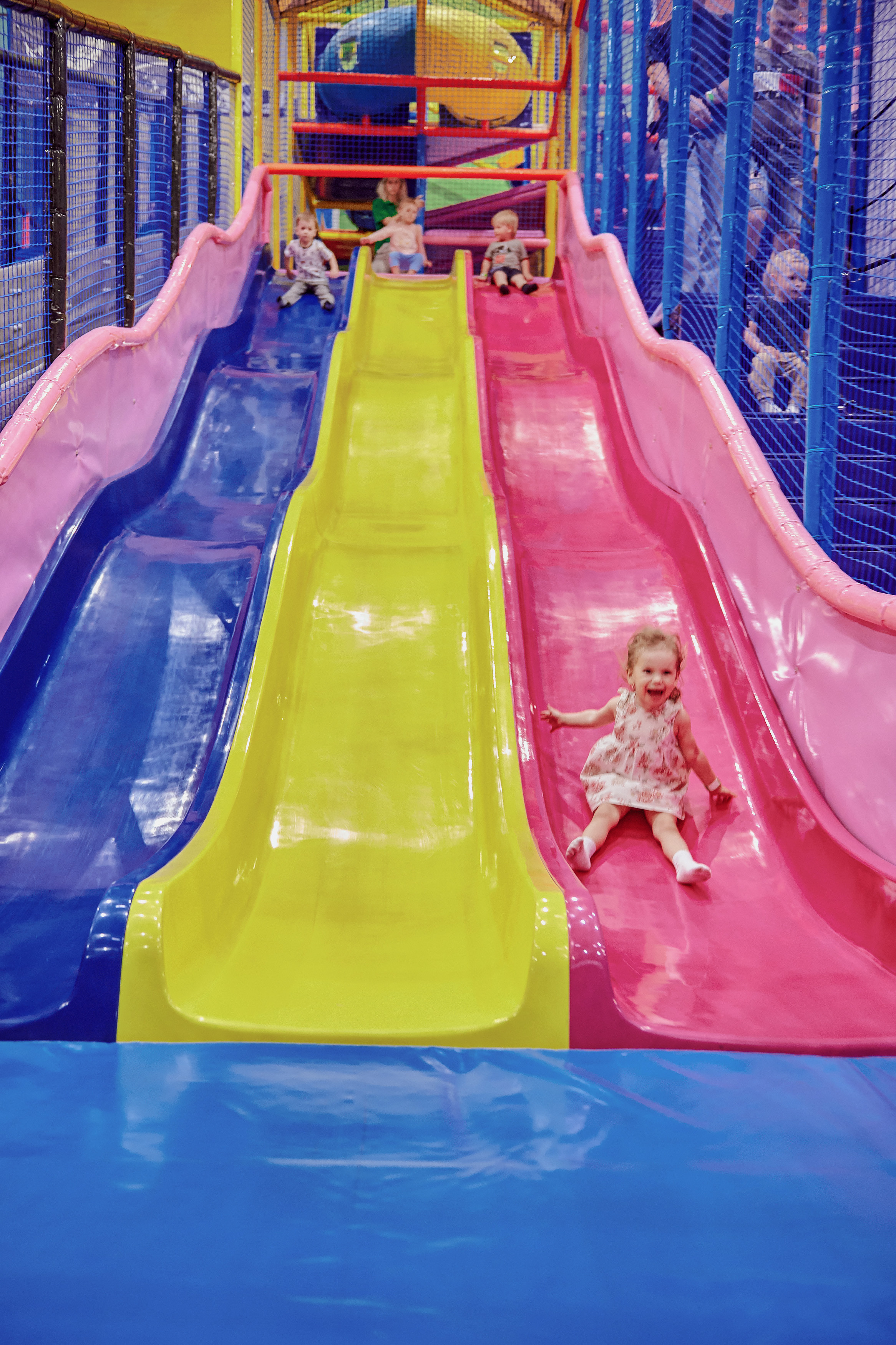 Портфолио репортажной фотосъёмки: Открытие "Vanana park". Фотограф Яковлев Роман — Красноярск