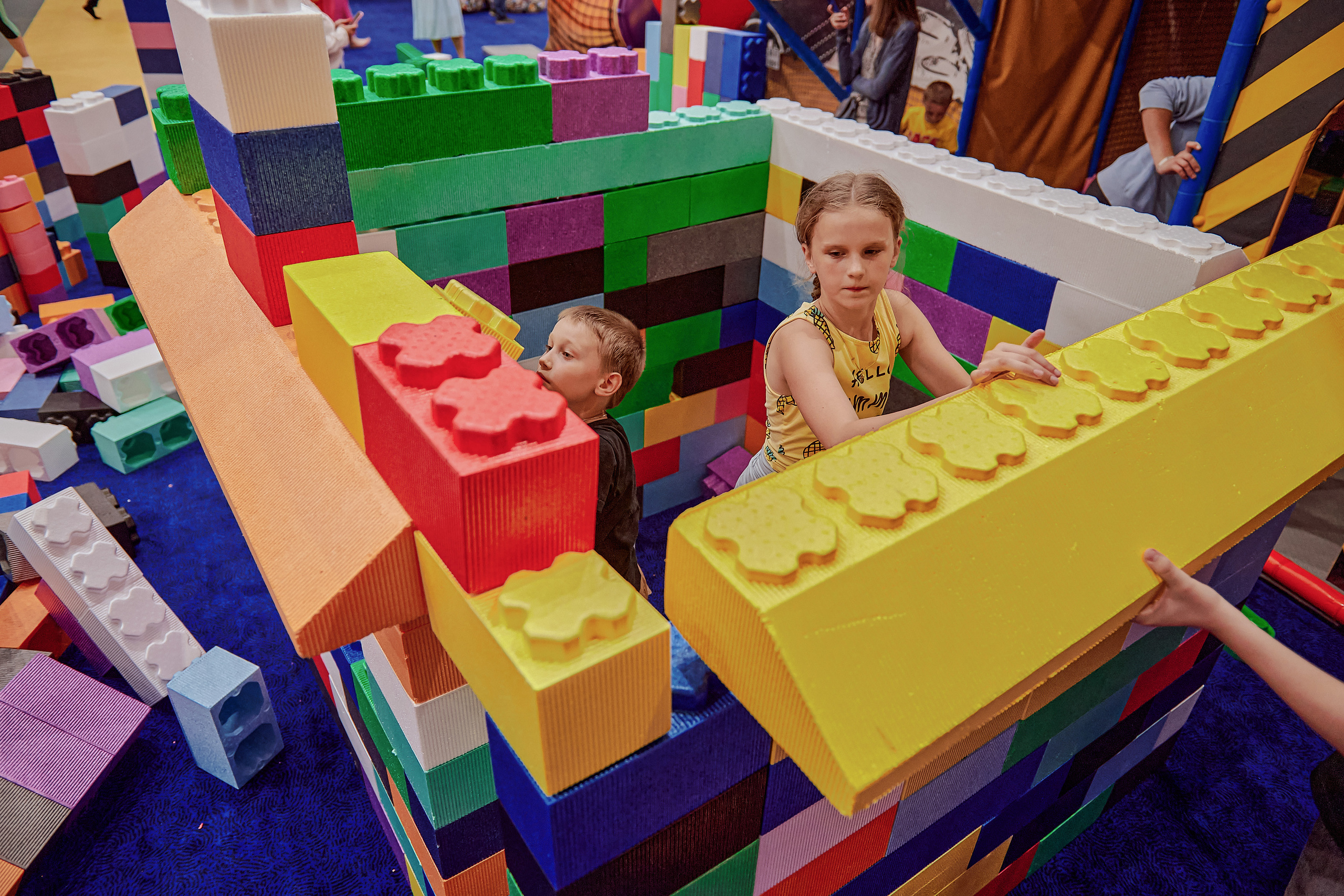 Портфолио репортажной фотосъёмки: Открытие "Vanana park". Фотограф Яковлев Роман — Красноярск