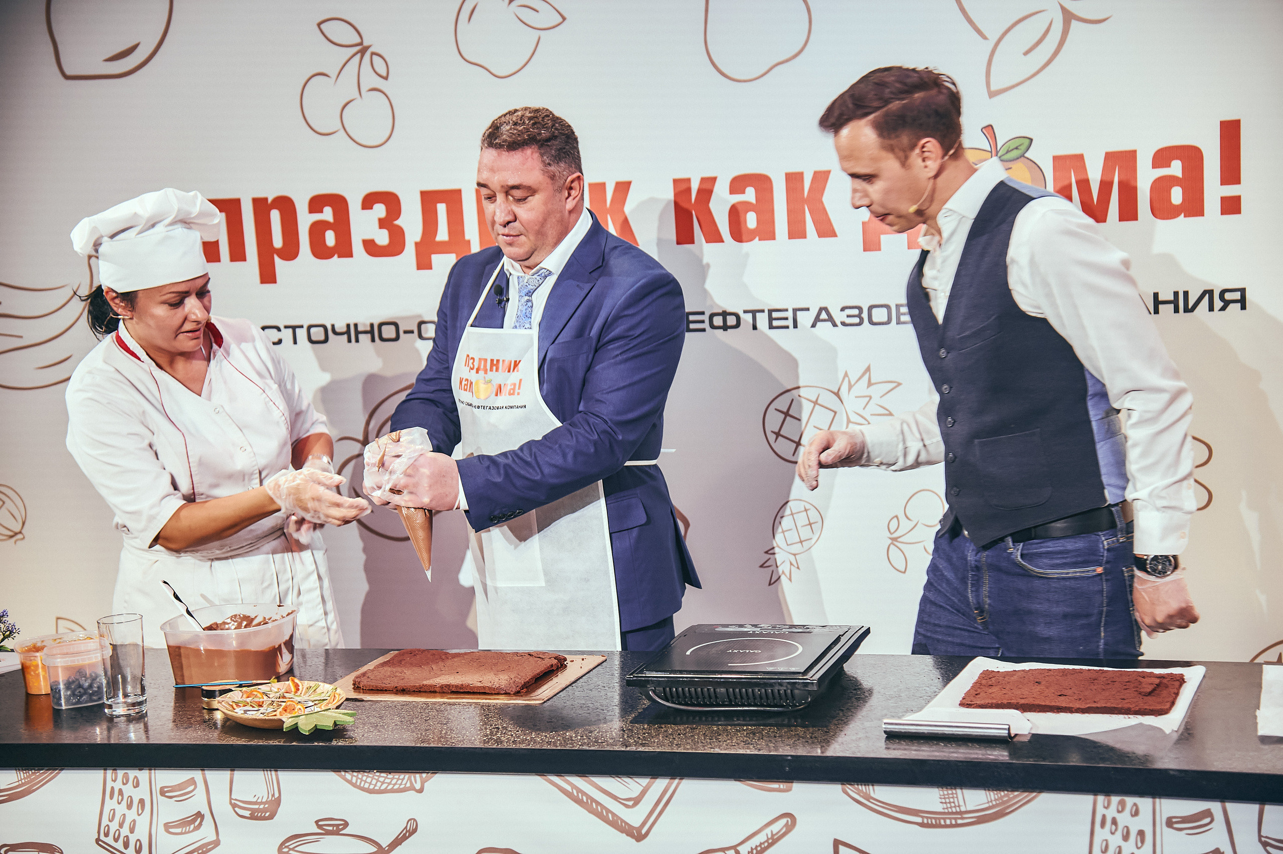 Портфолио репортажной фотосъёмки: "Роснефть" съёмка шоу для «День нефтяника». Фотограф Яковлев Роман — Красноярск