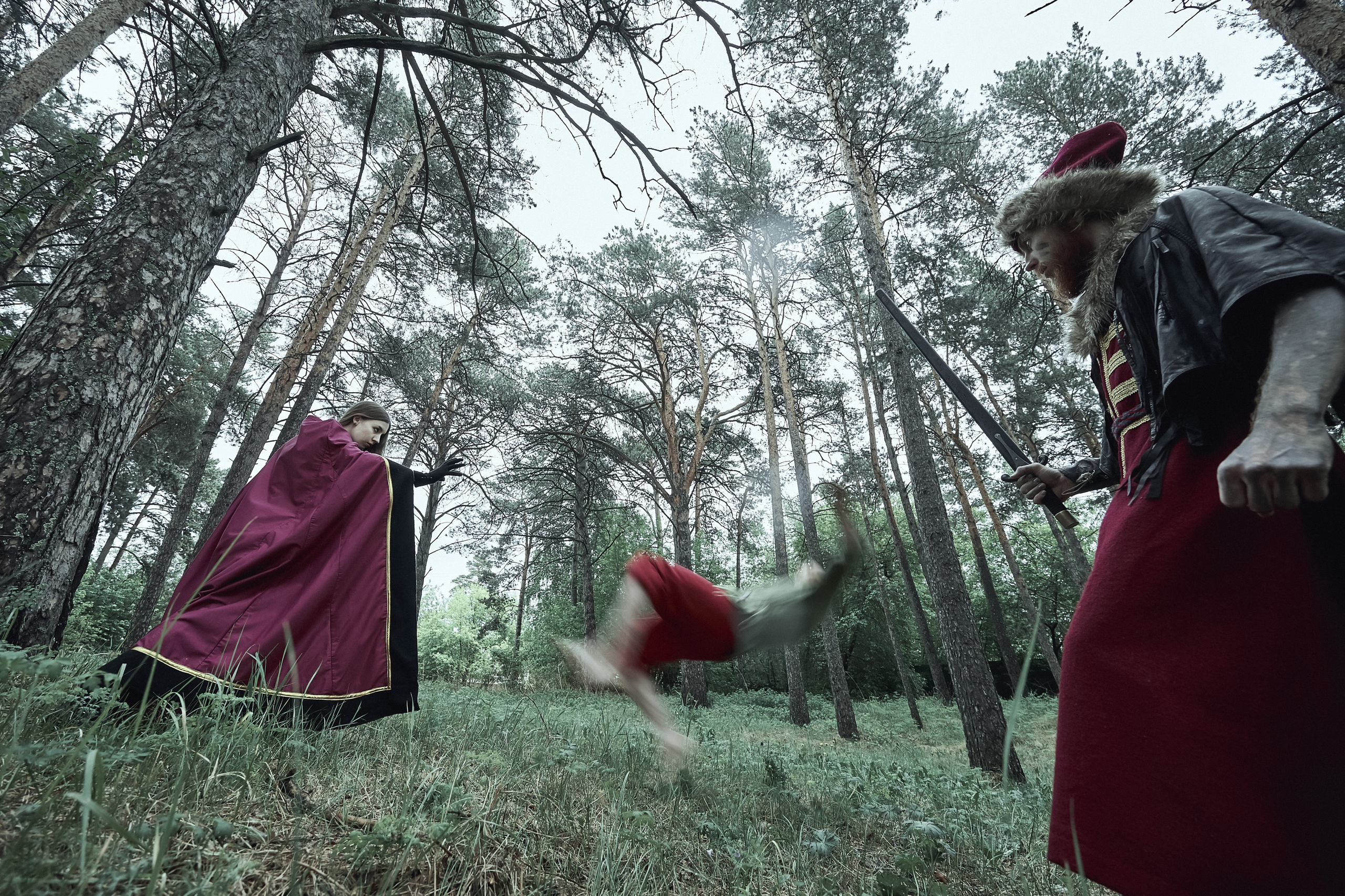 Каролина и Сергей — Предсвадебная съёмка в стиле «Ведьмак». Фотограф Яковлев Роман — Красноярск