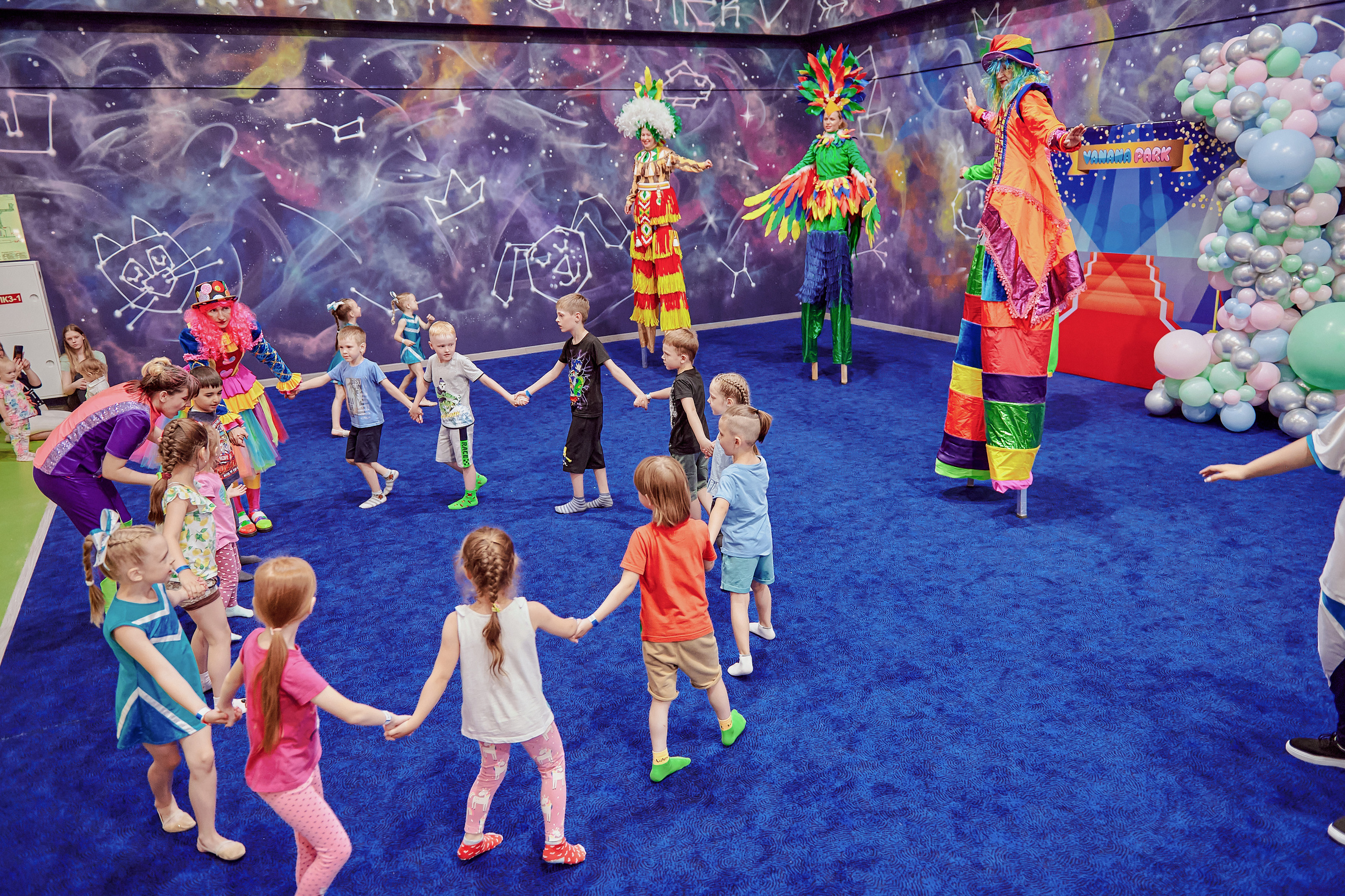 Портфолио репортажной фотосъёмки: Открытие "Vanana park". Фотограф Яковлев Роман — Красноярск