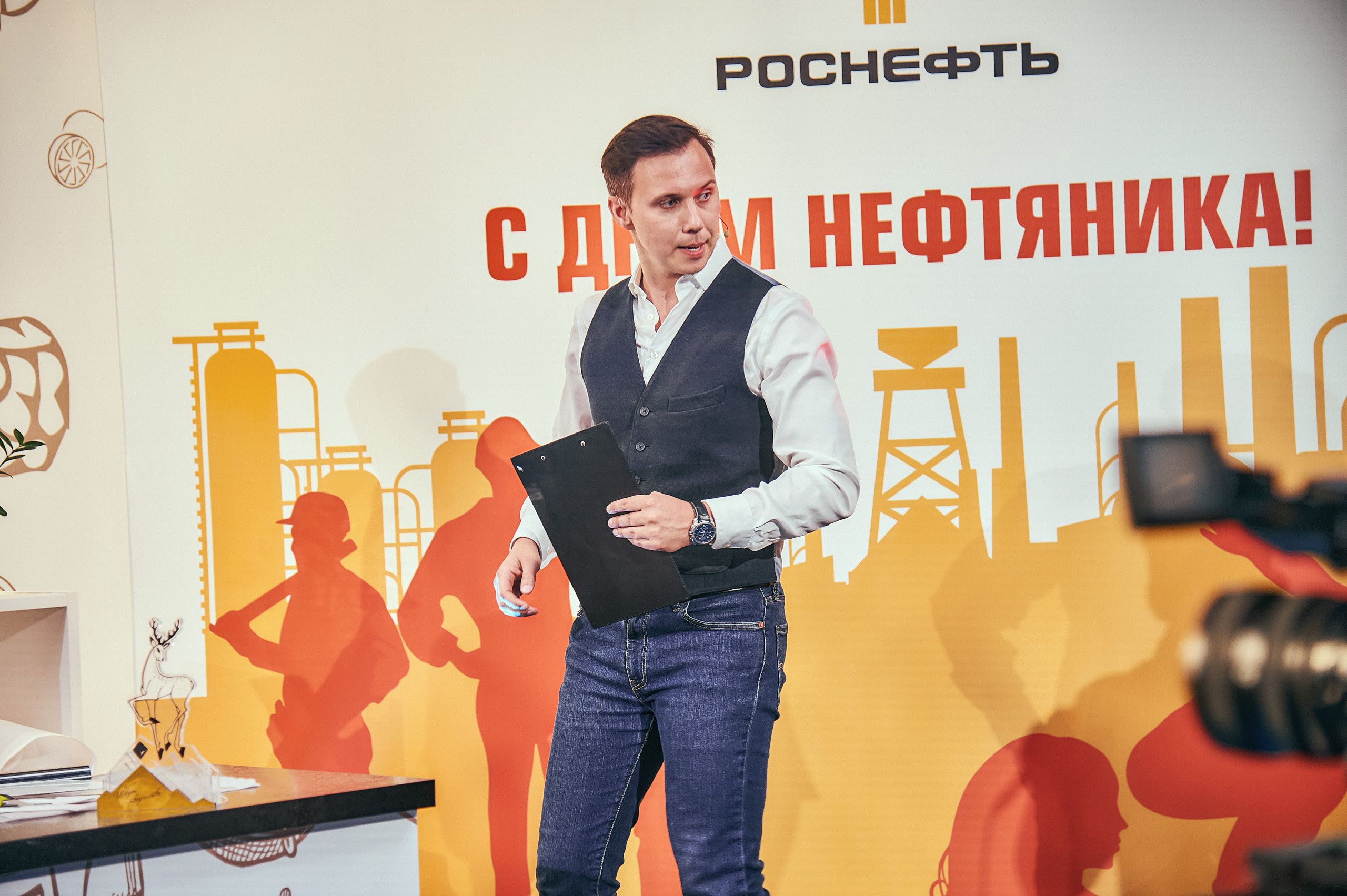 Портфолио репортажной фотосъёмки: "Роснефть" съёмка шоу для «День нефтяника». Фотограф Яковлев Роман — Красноярск