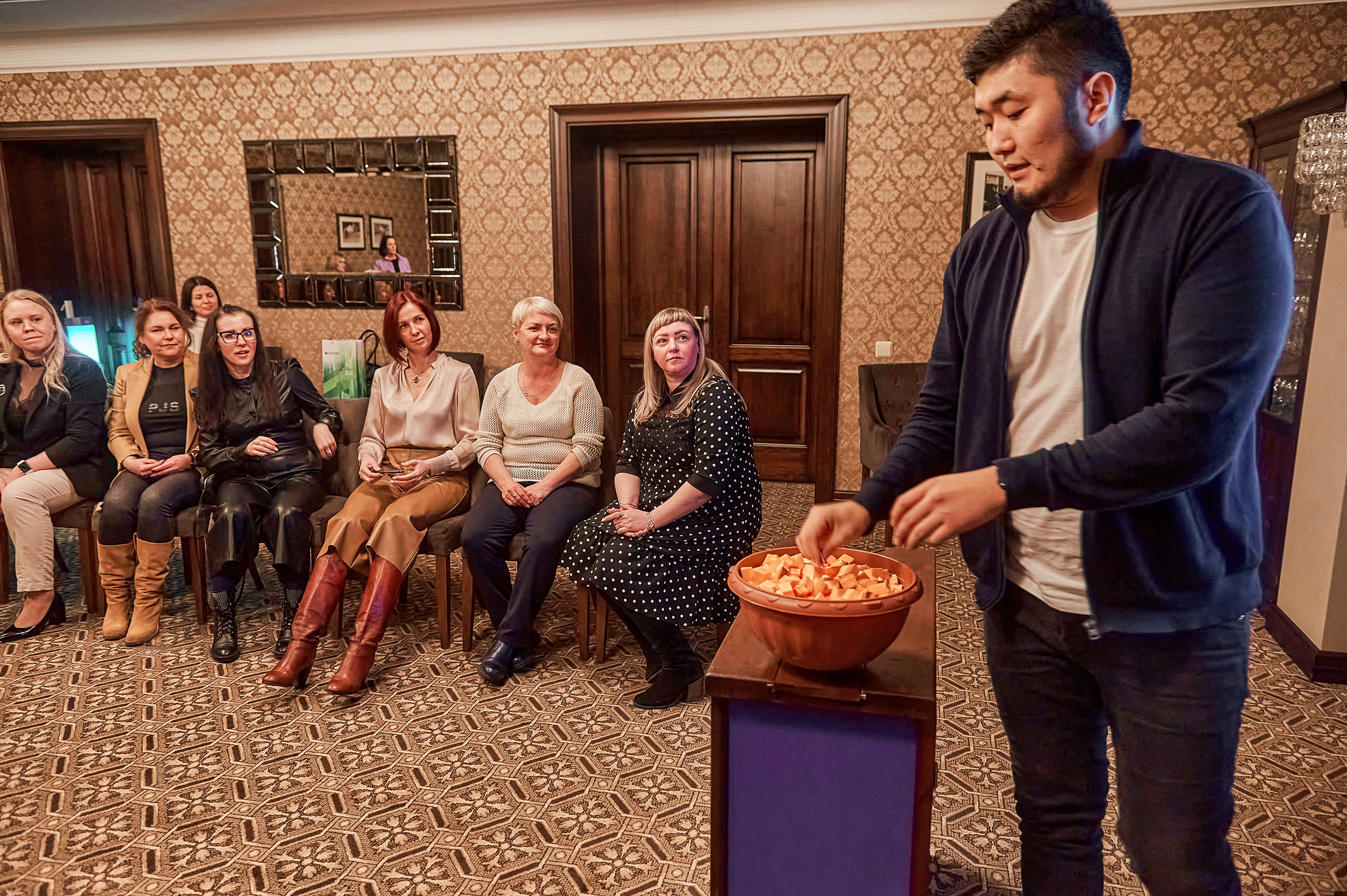 Портфолио репортажной фотосъёмки: "Сбербанк" Новый год. Фотограф Яковлев Роман — Красноярск