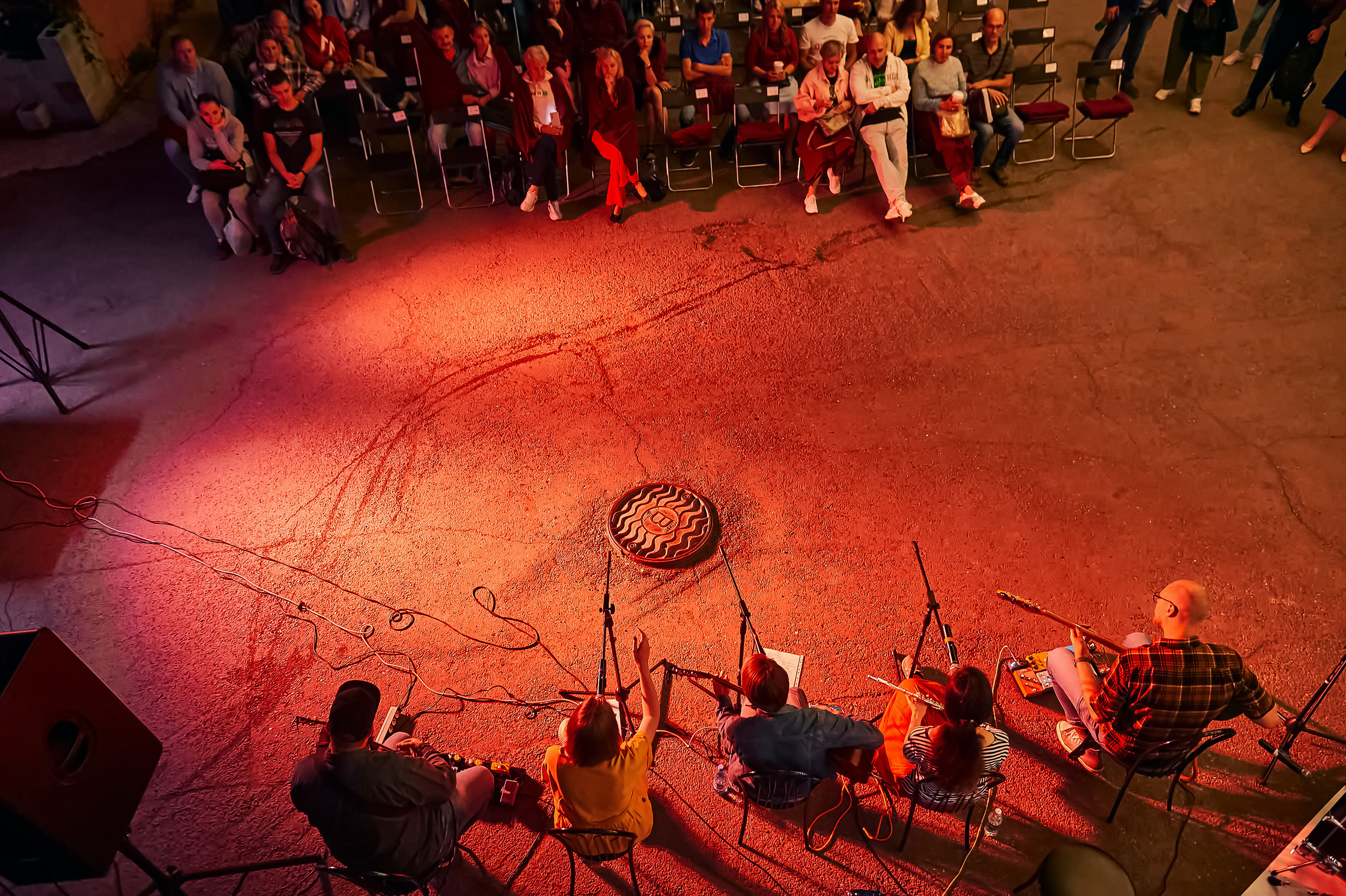 Портфолио репортажной фотосъёмки: Кинодворик "Дом кино" Красноярск. Фотограф Яковлев Роман — Красноярск