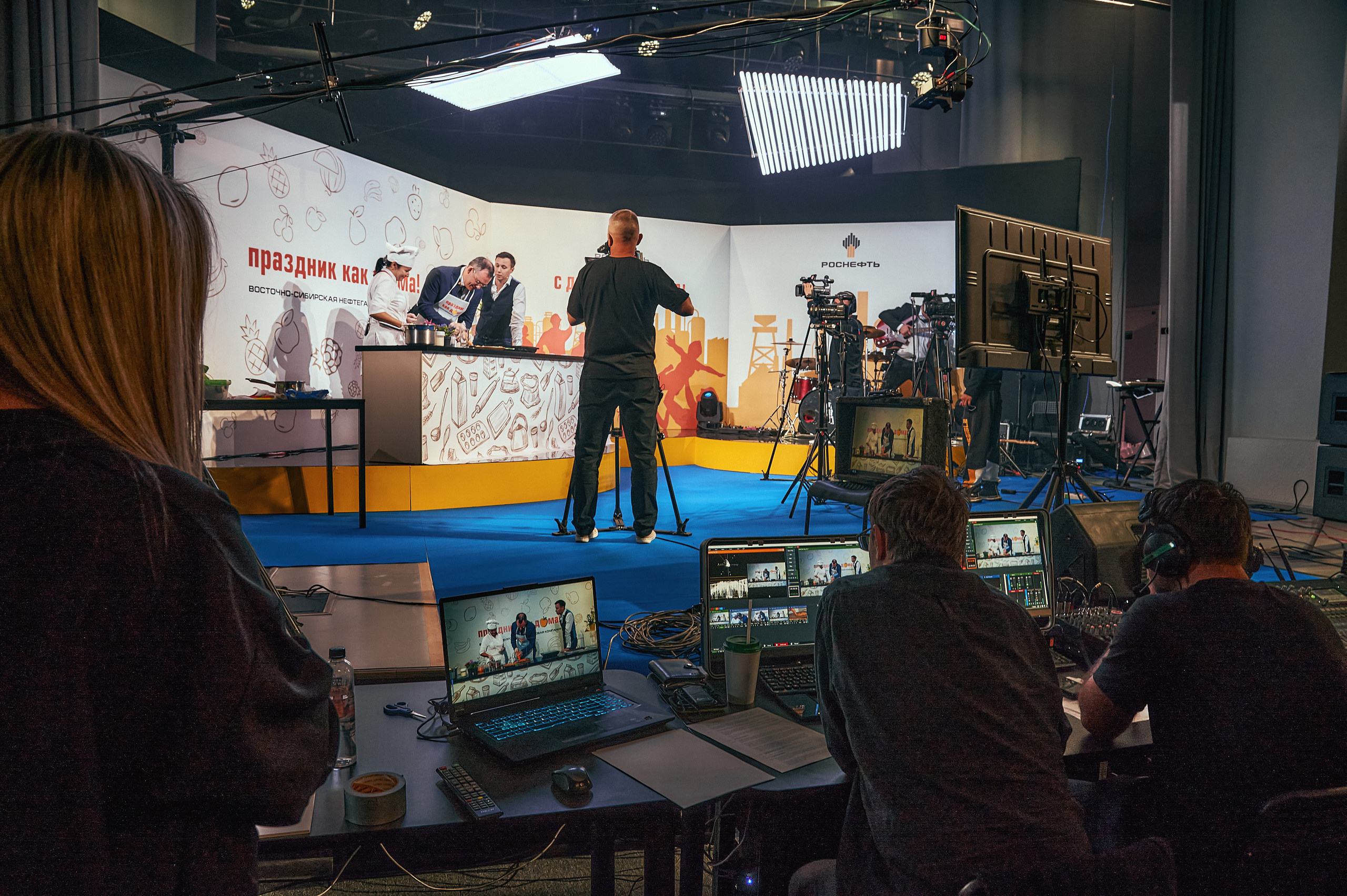 Портфолио репортажной фотосъёмки: "Роснефть" съёмка шоу для «День нефтяника». Фотограф Яковлев Роман — Красноярск