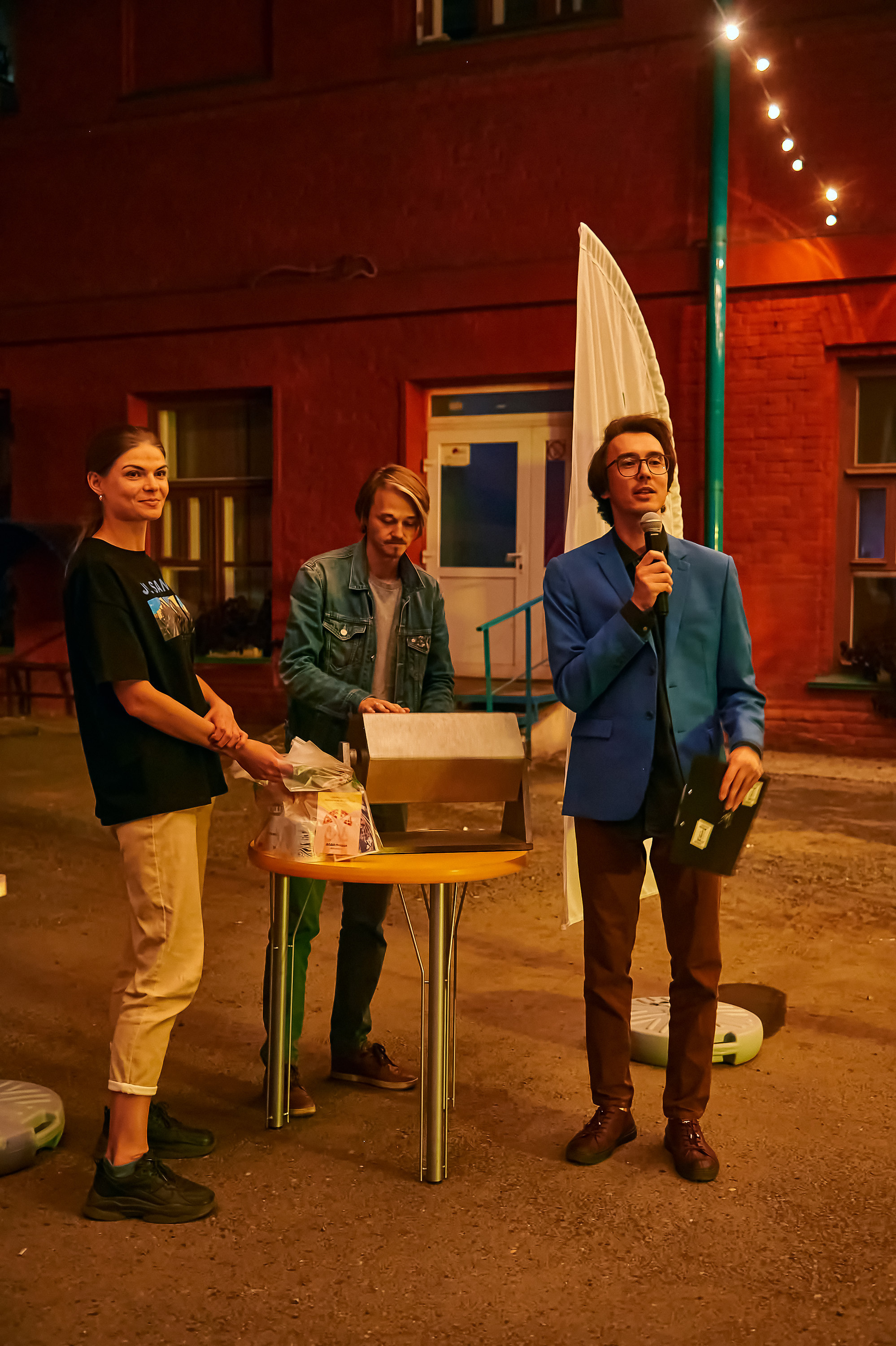 Портфолио репортажной фотосъёмки: Кинодворик "Дом кино" Красноярск. Фотограф Яковлев Роман — Красноярск