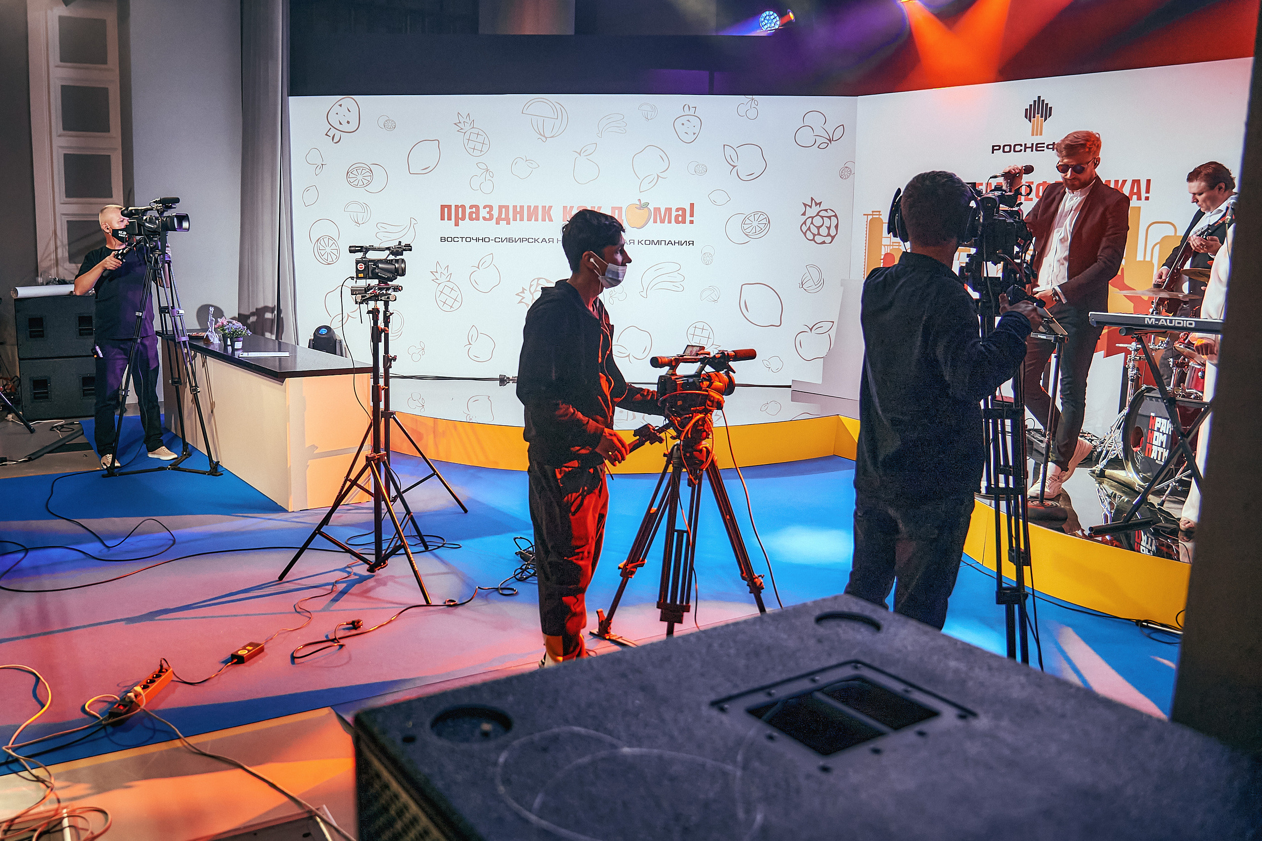 Портфолио репортажной фотосъёмки: "Роснефть" съёмка шоу для «День нефтяника». Фотограф Яковлев Роман — Красноярск