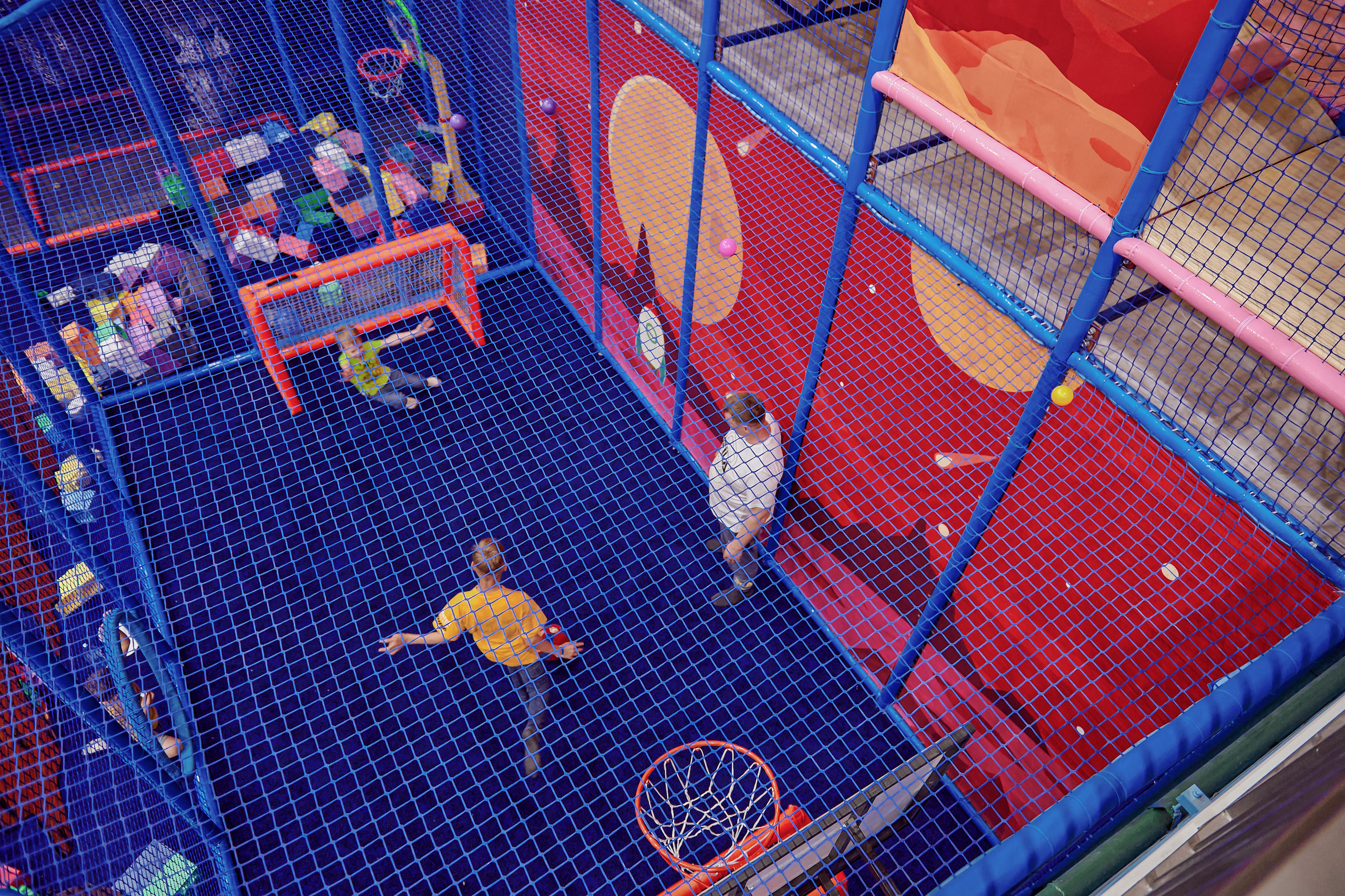 Портфолио репортажной фотосъёмки: Открытие "Vanana park". Фотограф Яковлев Роман — Красноярск