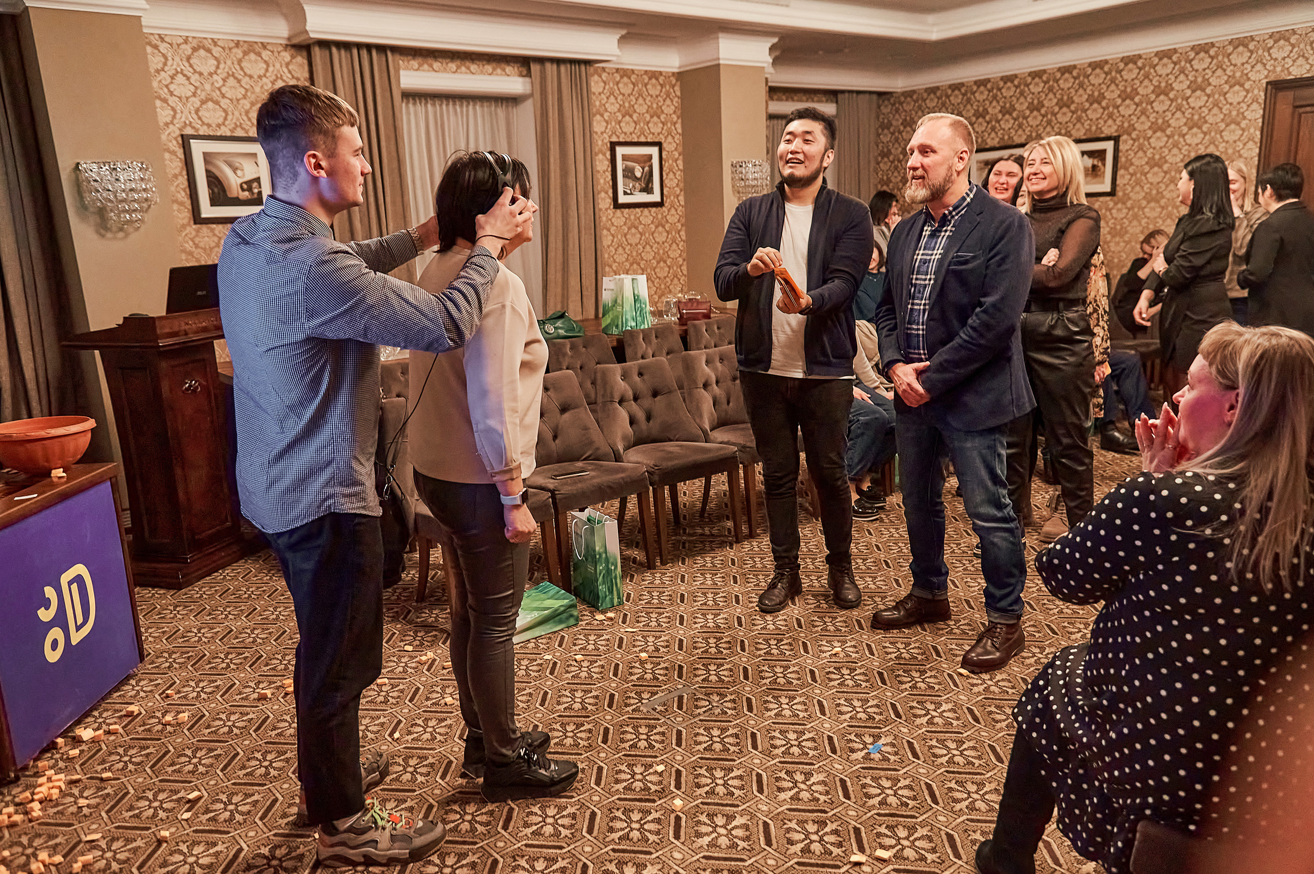 Портфолио репортажной фотосъёмки: "Сбербанк" Новый год. Фотограф Яковлев Роман — Красноярск