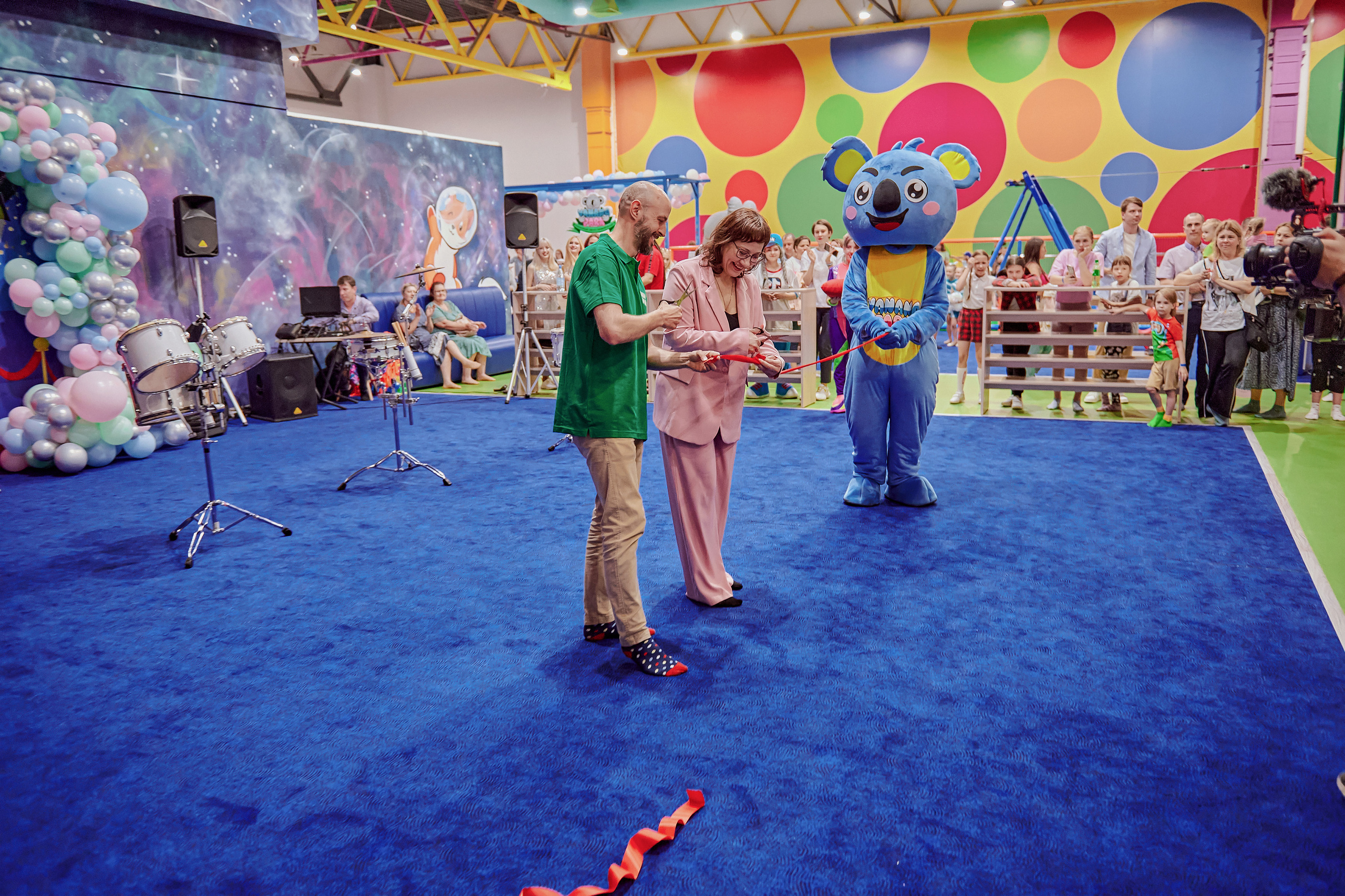 Портфолио репортажной фотосъёмки: Открытие "Vanana park". Фотограф Яковлев Роман — Красноярск