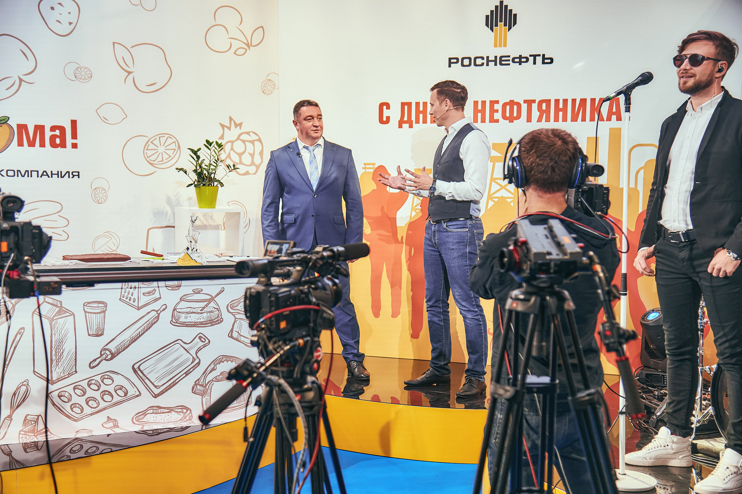 Портфолио репортажной фотосъёмки: "Роснефть" съёмка шоу для «День нефтяника». Фотограф Яковлев Роман — Красноярск