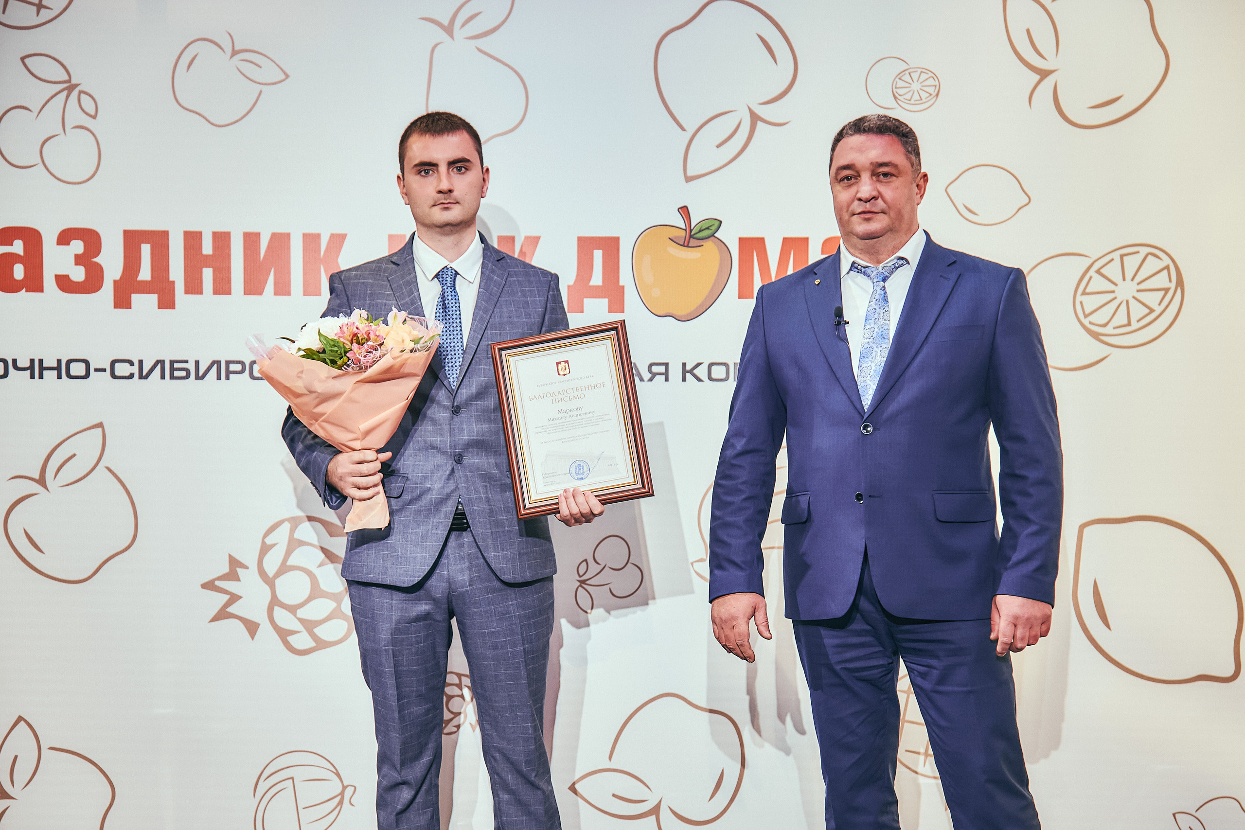 Портфолио репортажной фотосъёмки: "Роснефть" съёмка шоу для «День нефтяника». Фотограф Яковлев Роман — Красноярск