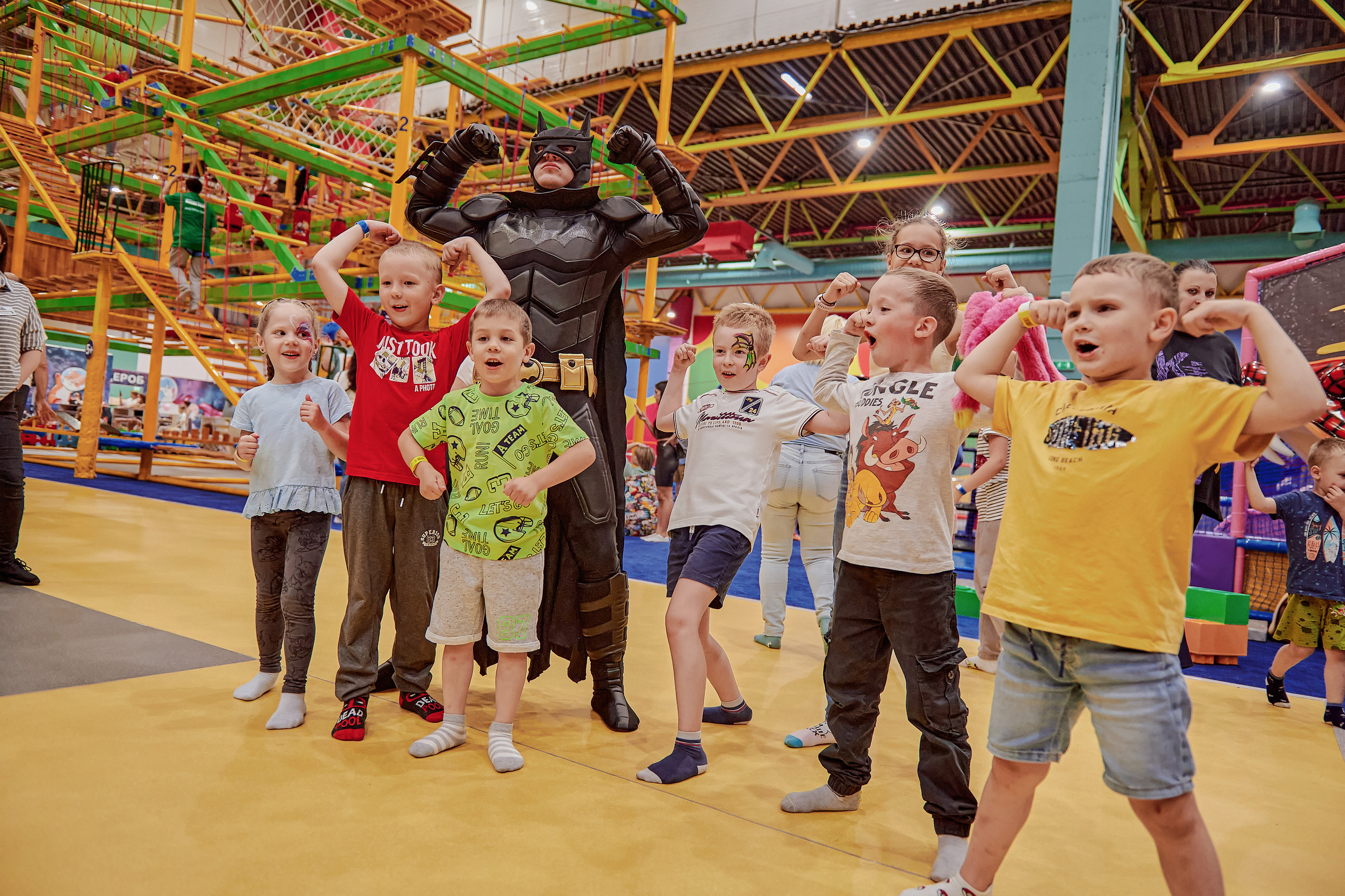 Портфолио репортажной фотосъёмки: Открытие "Vanana park". Фотограф Яковлев Роман — Красноярск