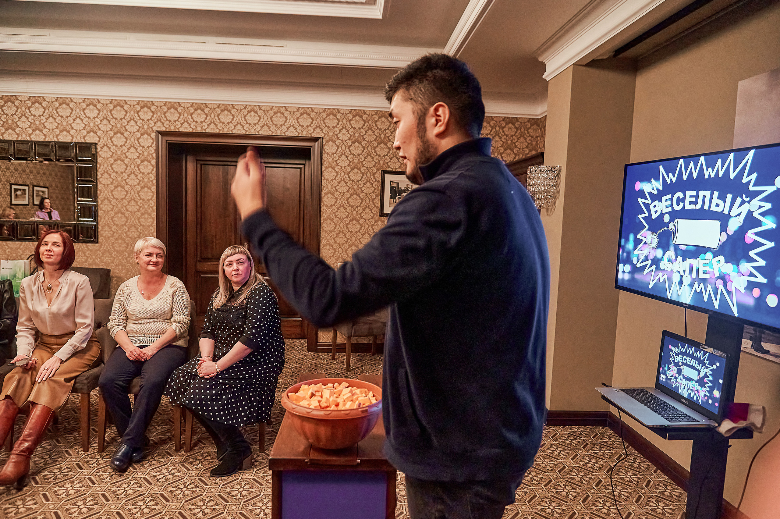 Портфолио репортажной фотосъёмки: "Сбербанк" Новый год. Фотограф Яковлев Роман — Красноярск