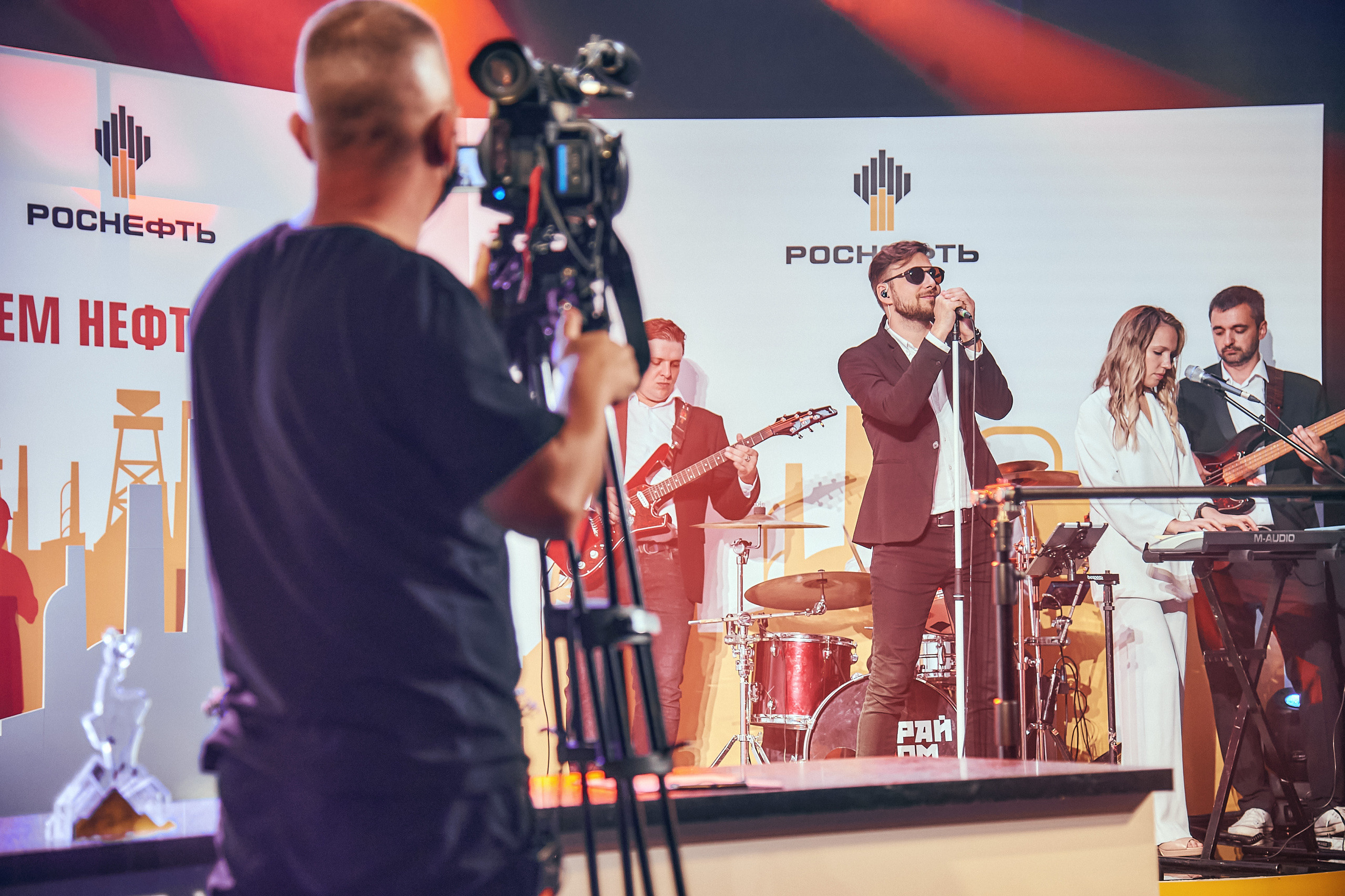 Портфолио репортажной фотосъёмки: "Роснефть" съёмка шоу для «День нефтяника». Фотограф Яковлев Роман — Красноярск