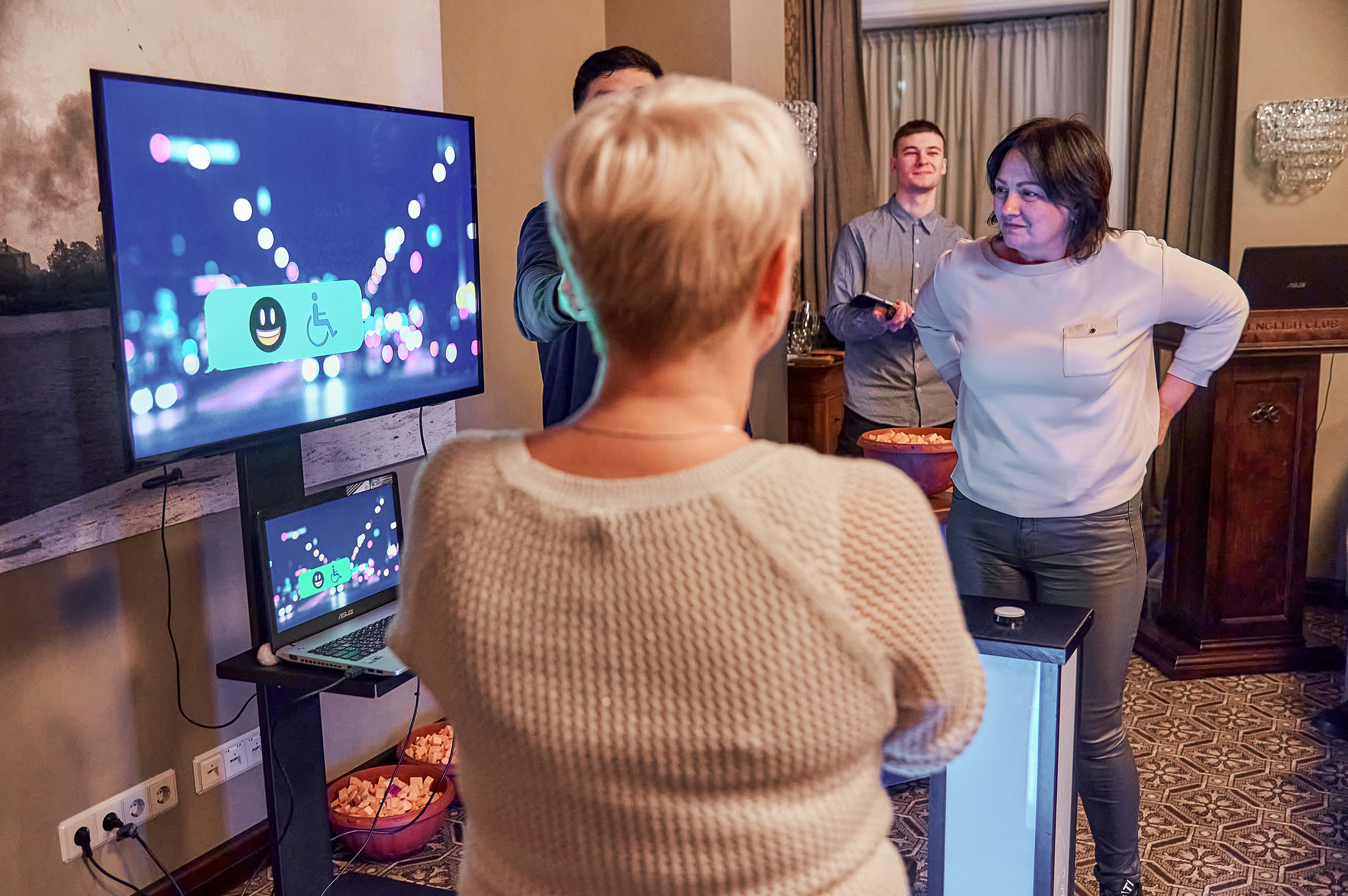 Портфолио репортажной фотосъёмки: "Сбербанк" Новый год. Фотограф Яковлев Роман — Красноярск