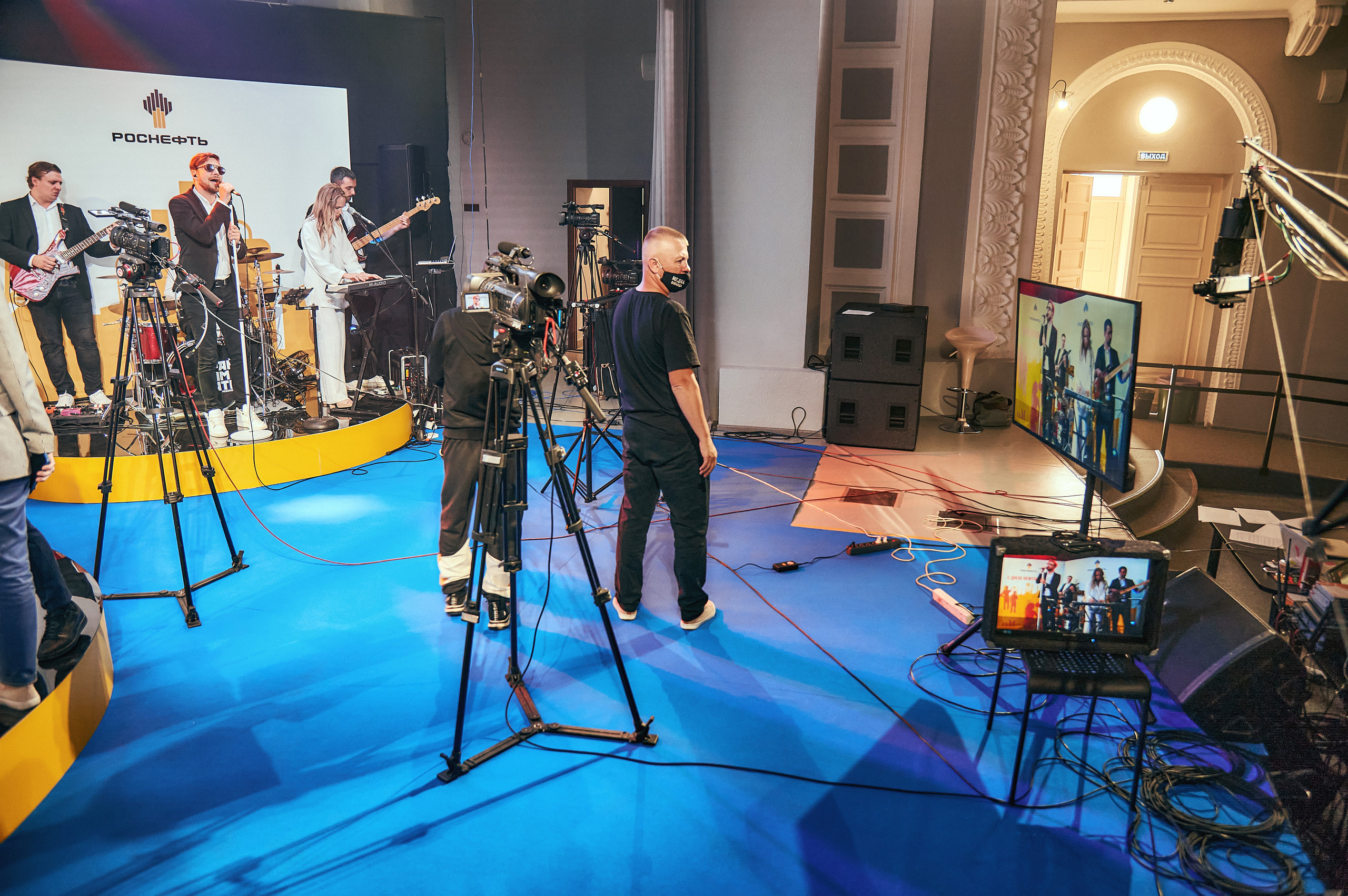 Портфолио репортажной фотосъёмки: "Роснефть" съёмка шоу для «День нефтяника». Фотограф Яковлев Роман — Красноярск