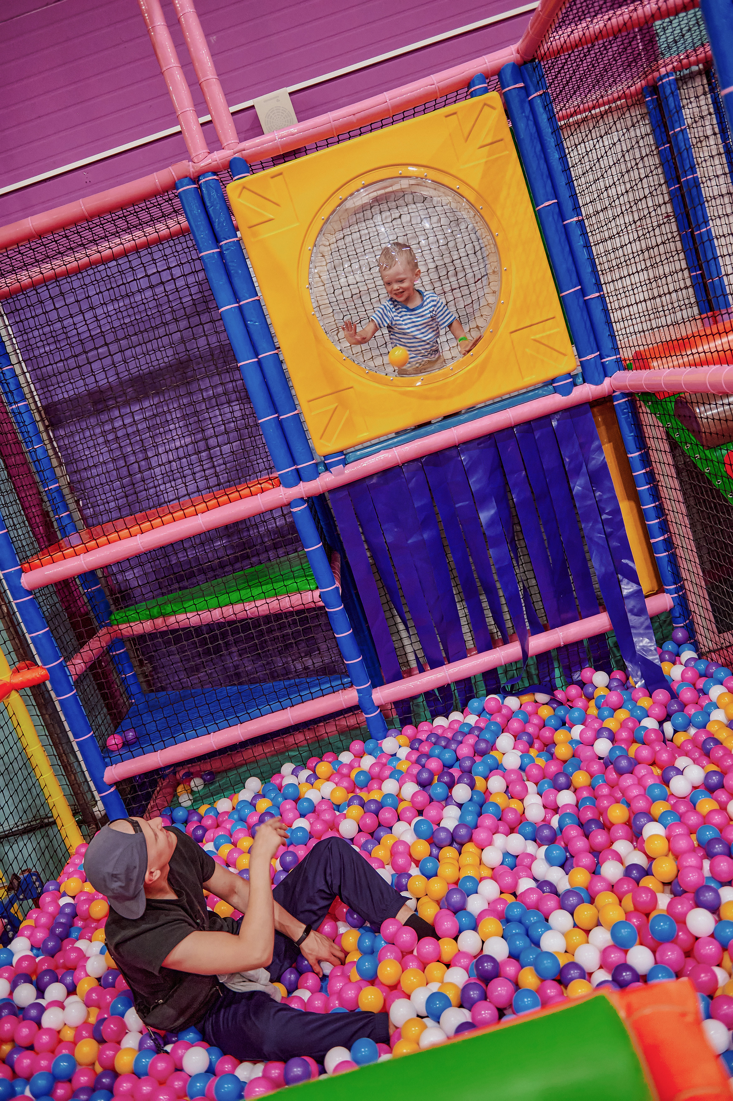 Портфолио репортажной фотосъёмки: Открытие "Vanana park". Фотограф Яковлев Роман — Красноярск