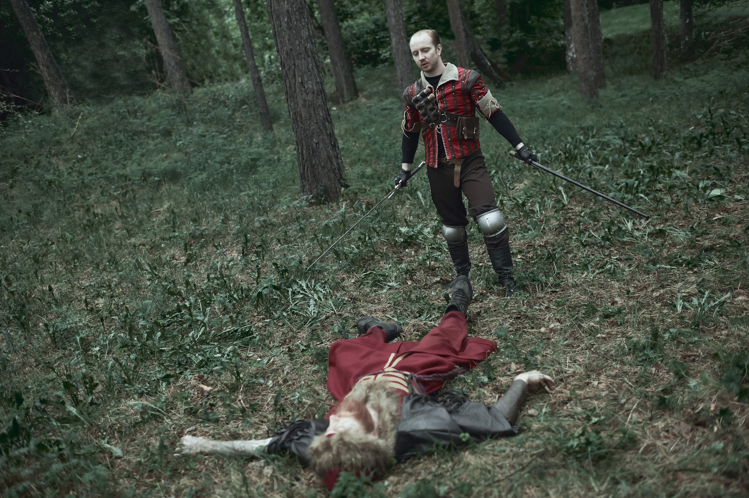 Каролина и Сергей — Предсвадебная съёмка в стиле «Ведьмак». Фотограф Яковлев Роман — Красноярск