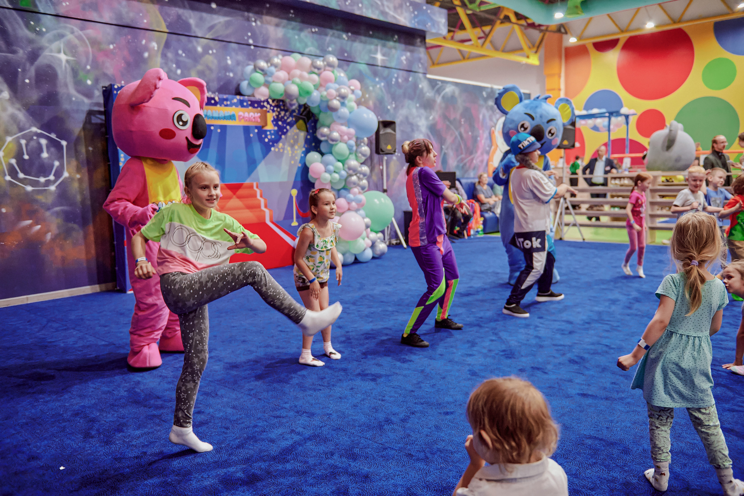 Портфолио репортажной фотосъёмки: Открытие "Vanana park". Фотограф Яковлев Роман — Красноярск