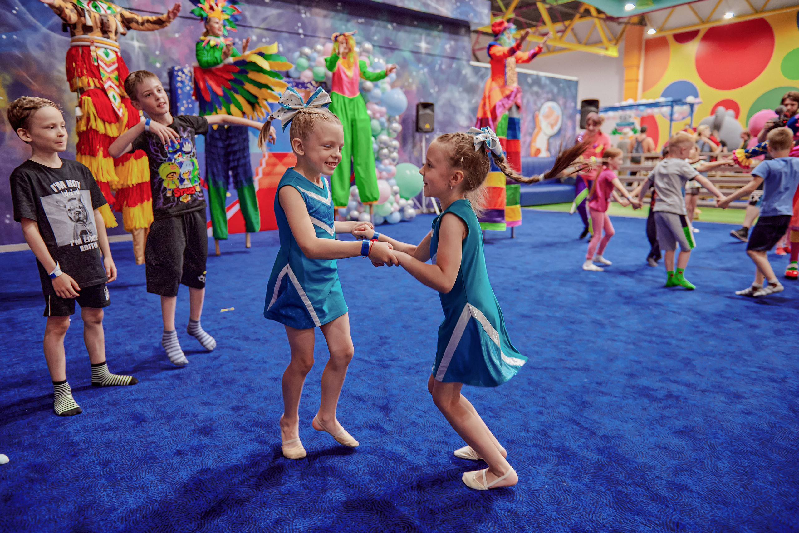 Портфолио репортажной фотосъёмки: Открытие "Vanana park". Фотограф Яковлев Роман — Красноярск