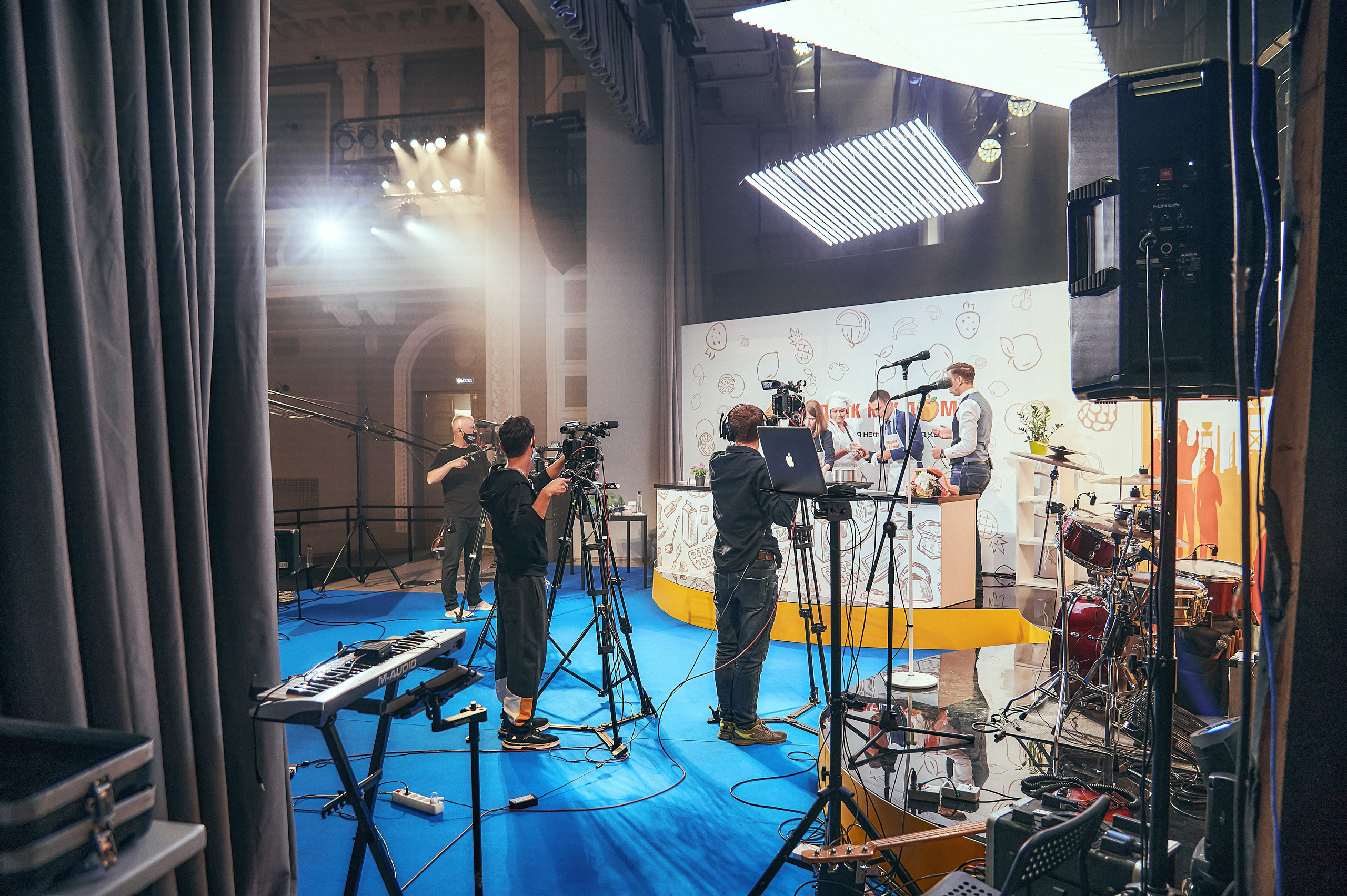 Портфолио репортажной фотосъёмки: "Роснефть" съёмка шоу для «День нефтяника». Фотограф Яковлев Роман — Красноярск