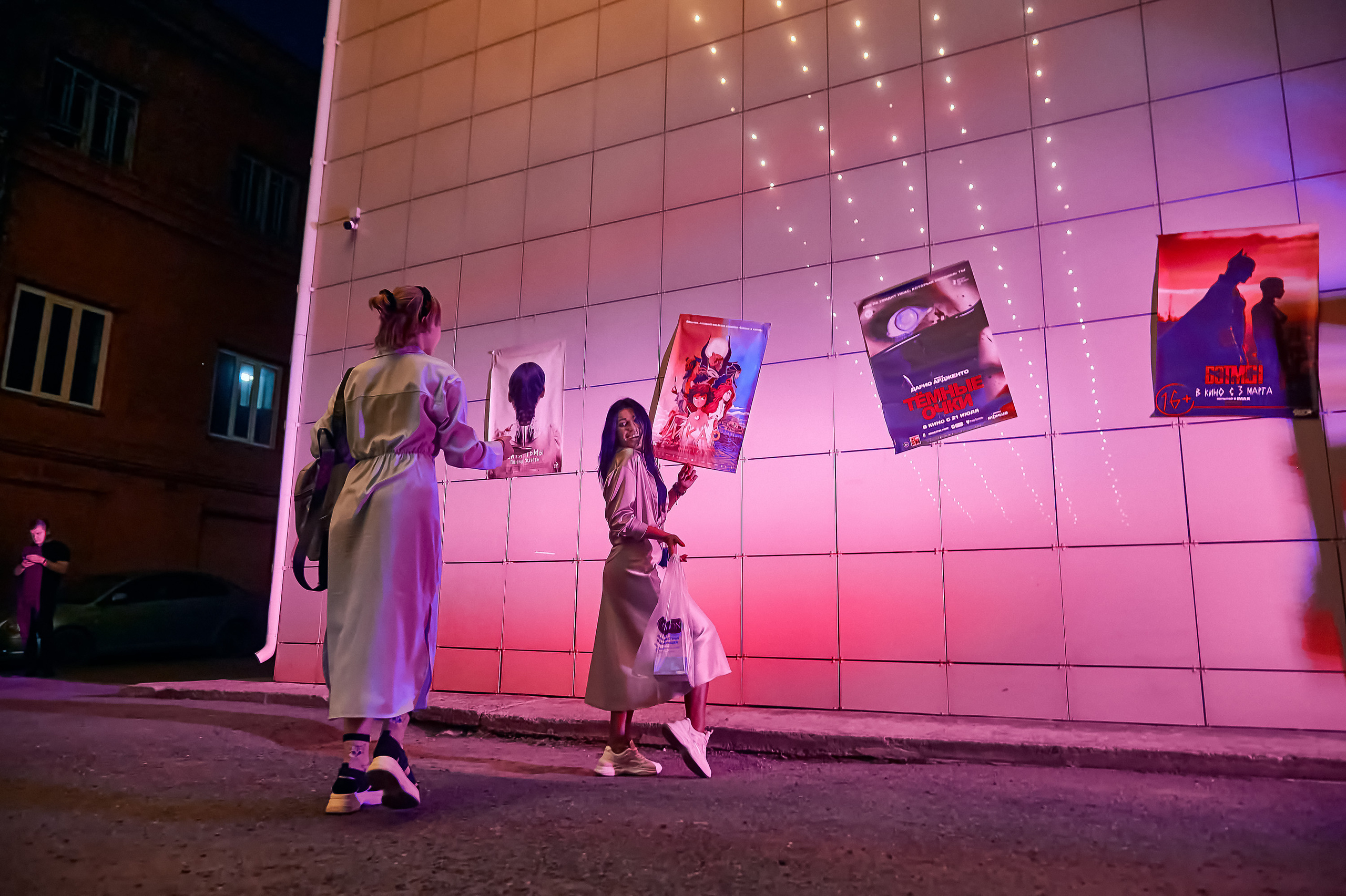 Портфолио репортажной фотосъёмки: Кинодворик "Дом кино" Красноярск. Фотограф Яковлев Роман — Красноярск