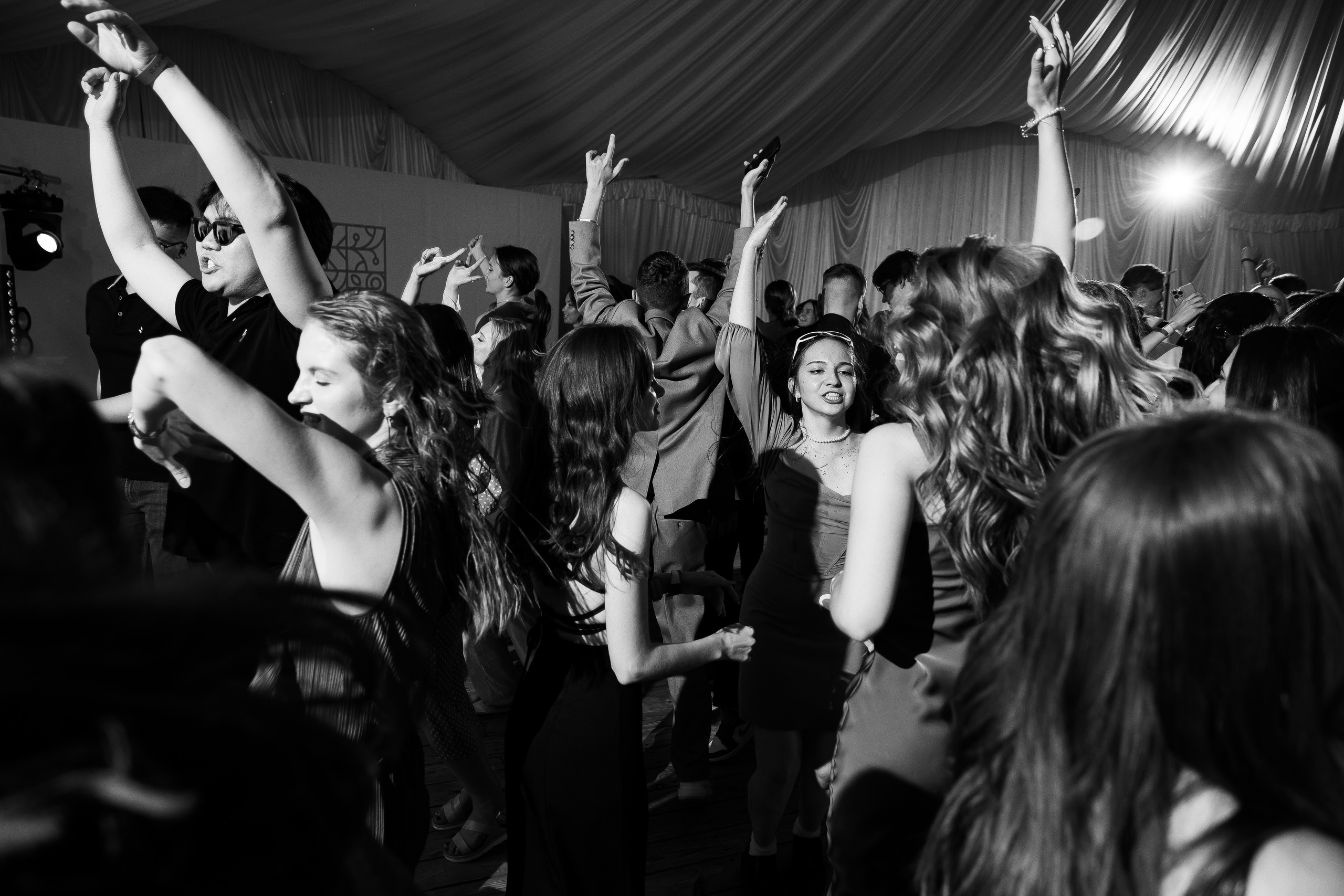 Выпуск НГУ экономический. Свадебный Фотограф Илья Чепайкин. Калининград