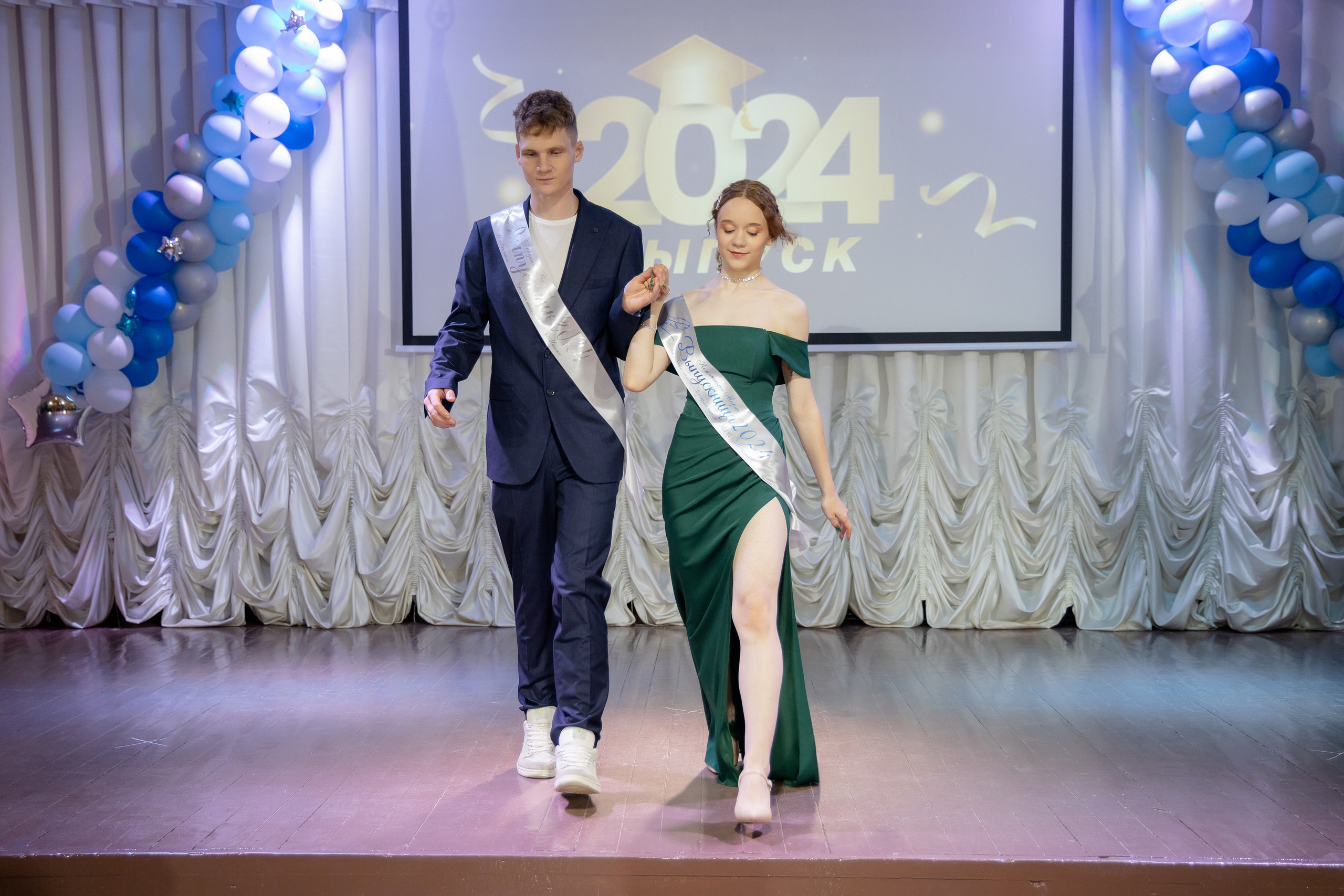 Школьный выпускной 2024 год в Соколе (Минск). Свадебный фотограф в Минске/Беларуси Сергей Спиридонов