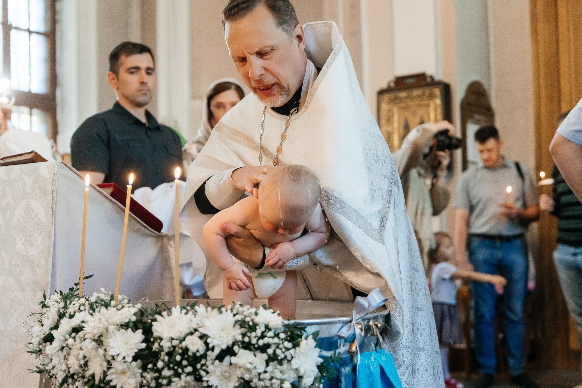 Таинство крещения Дмитрия (28 мая 2023). Свадебный и семейный фотограф Крамар Наталья