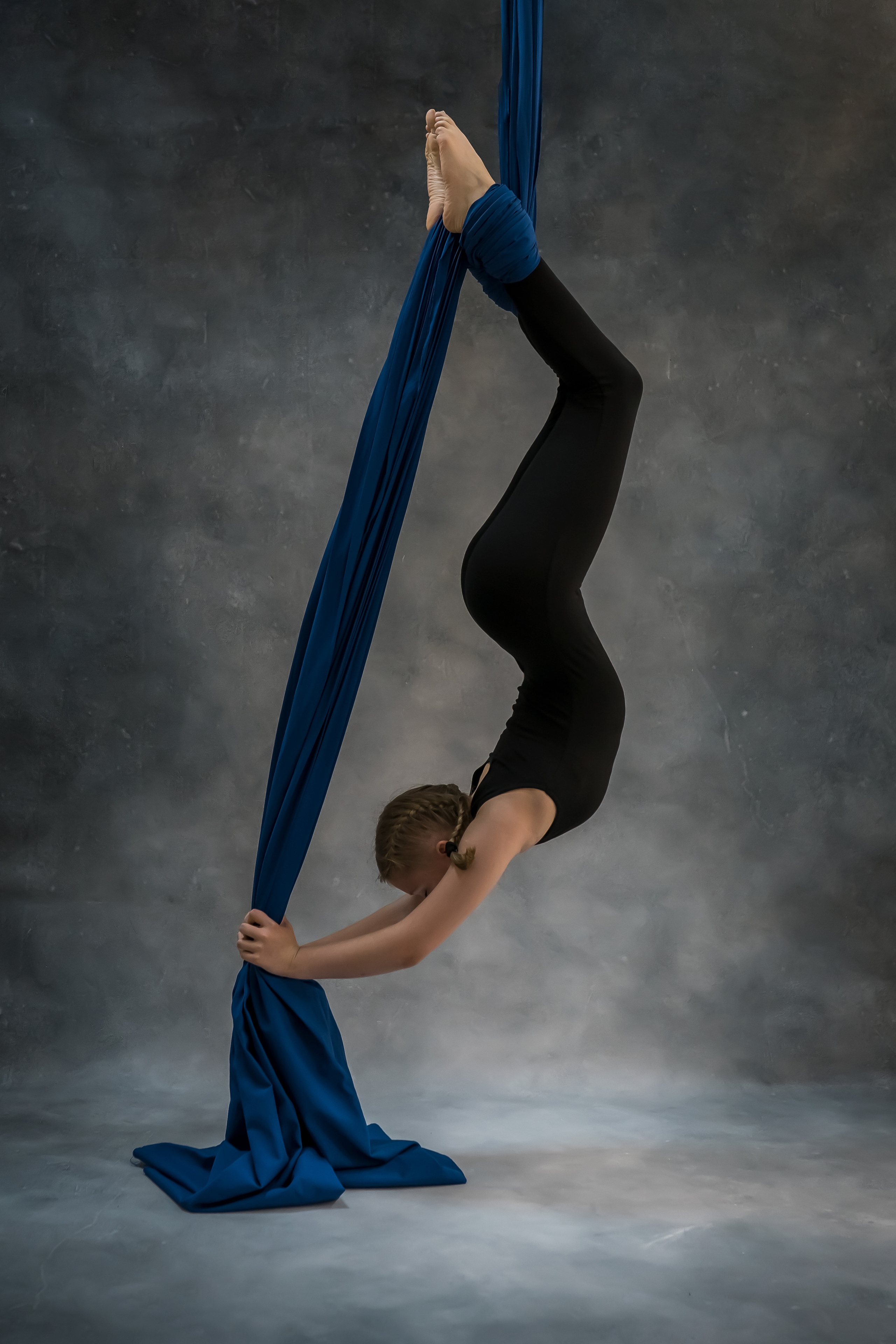 Воспитанницы школы танцев и воздушной акробатики. Фотограф и видеограф г. Нягань Анна Горшкова