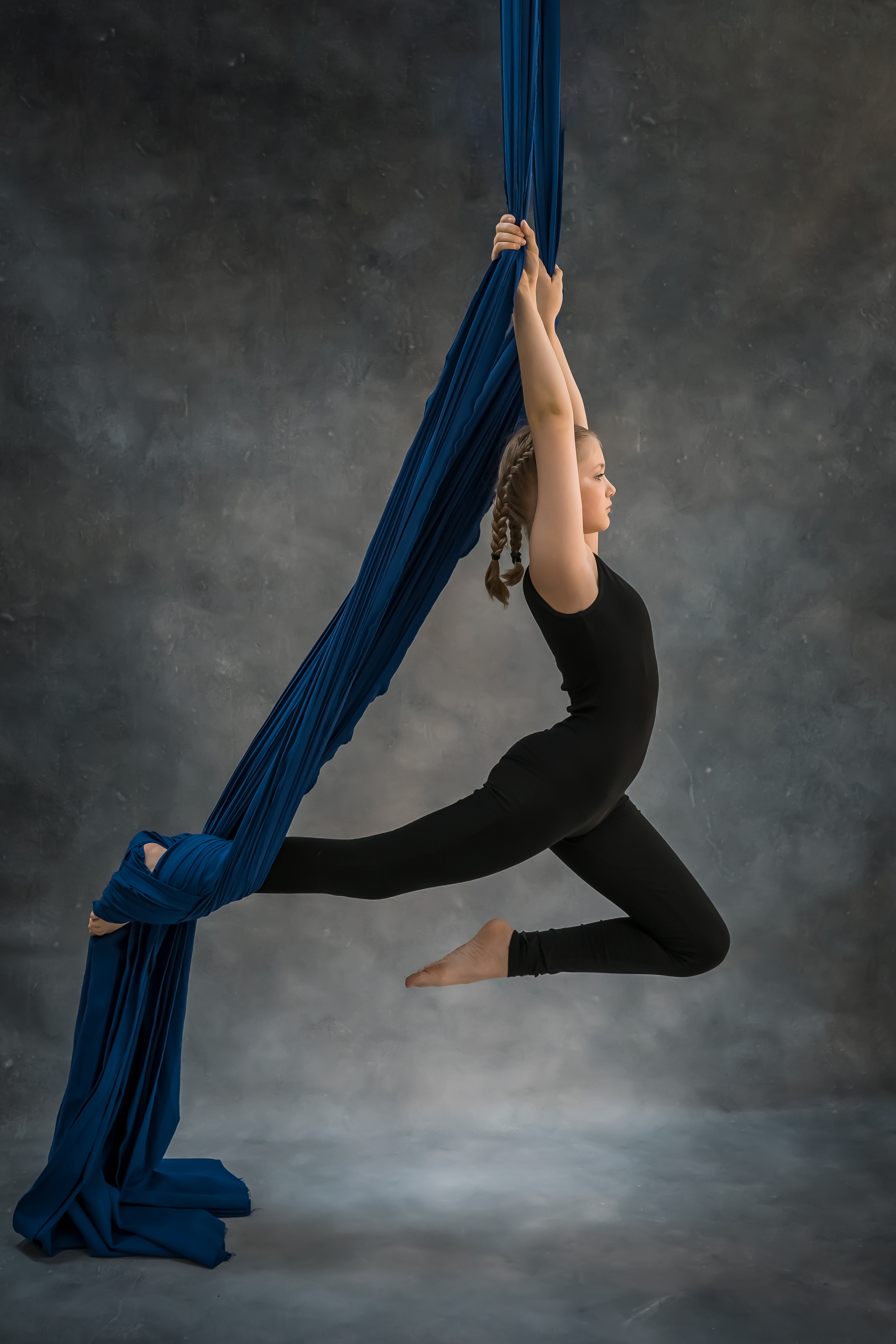 Воспитанницы школы танцев и воздушной акробатики. Фотограф и видеограф г. Нягань Анна Горшкова