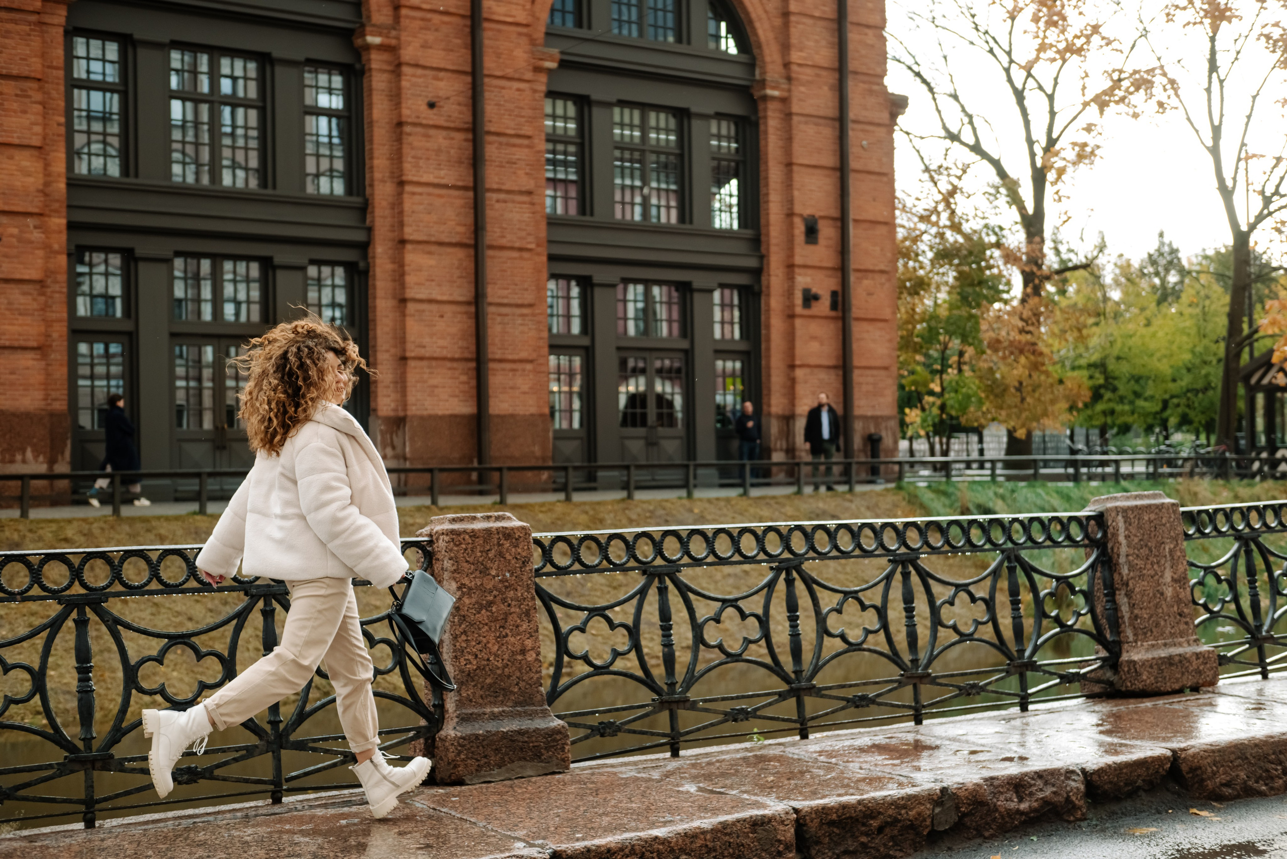 Осенняя фотосессия в Питере Новая Голландия. Свадебный и сеейный фотограф в Санкт-Петербурге Елена Худякова