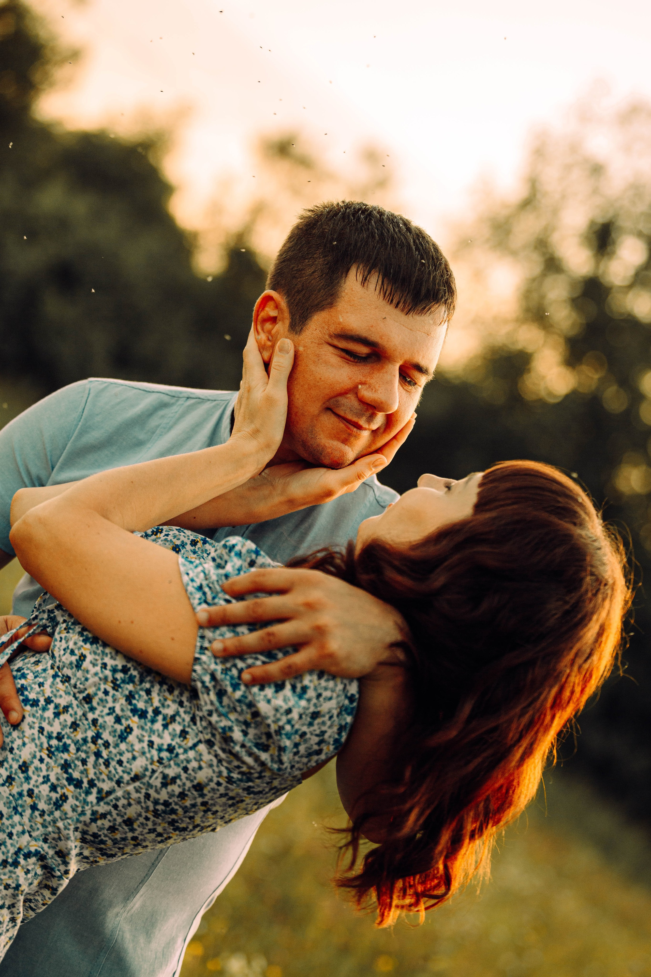 На закат. Арт-фотограф Крис Л. в Тобольске: портрет, семейные, свадьбы
