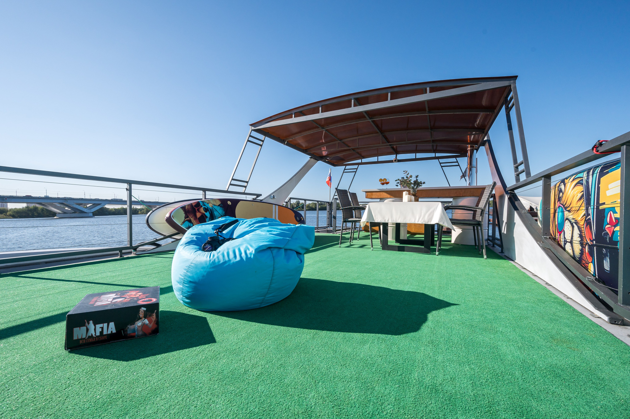 Хаусботы для вечеринок и бизнес-встреч. Интерьерный Фотограф Москва Криста FLY Труфанова