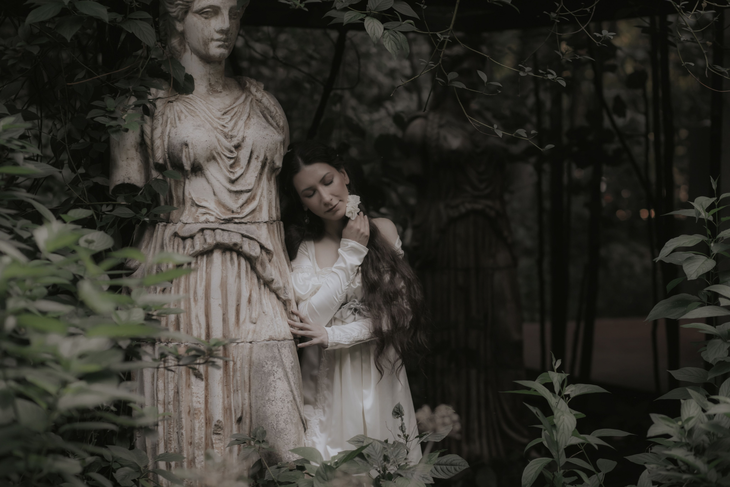 Дух Кариатиды. Художественная винтажная фотография