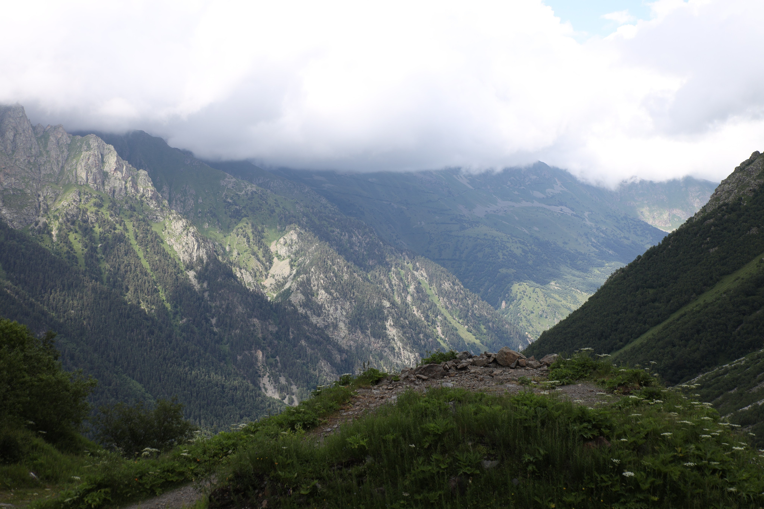 Северная Осетия июль 2025 год. Кармадон, Даргивз и Цей. Семейный детский фотограф Краснодарский край Оксана Колос