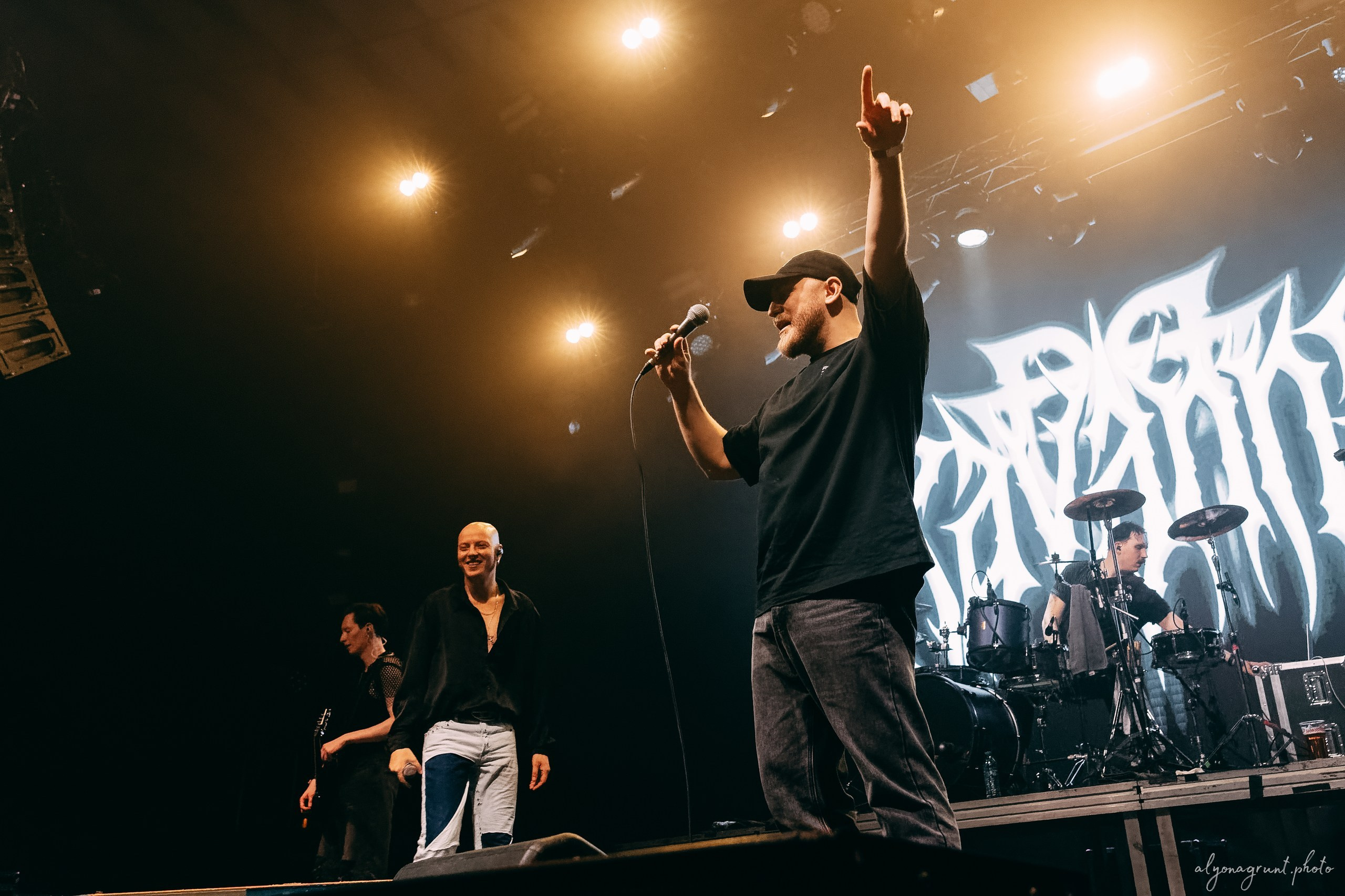 Ravanna, фоторепортаж, СПб, Aurora Concert Hall, 21.11.2025. Алена Адрианова: фотограф в Санкт-Петербурге