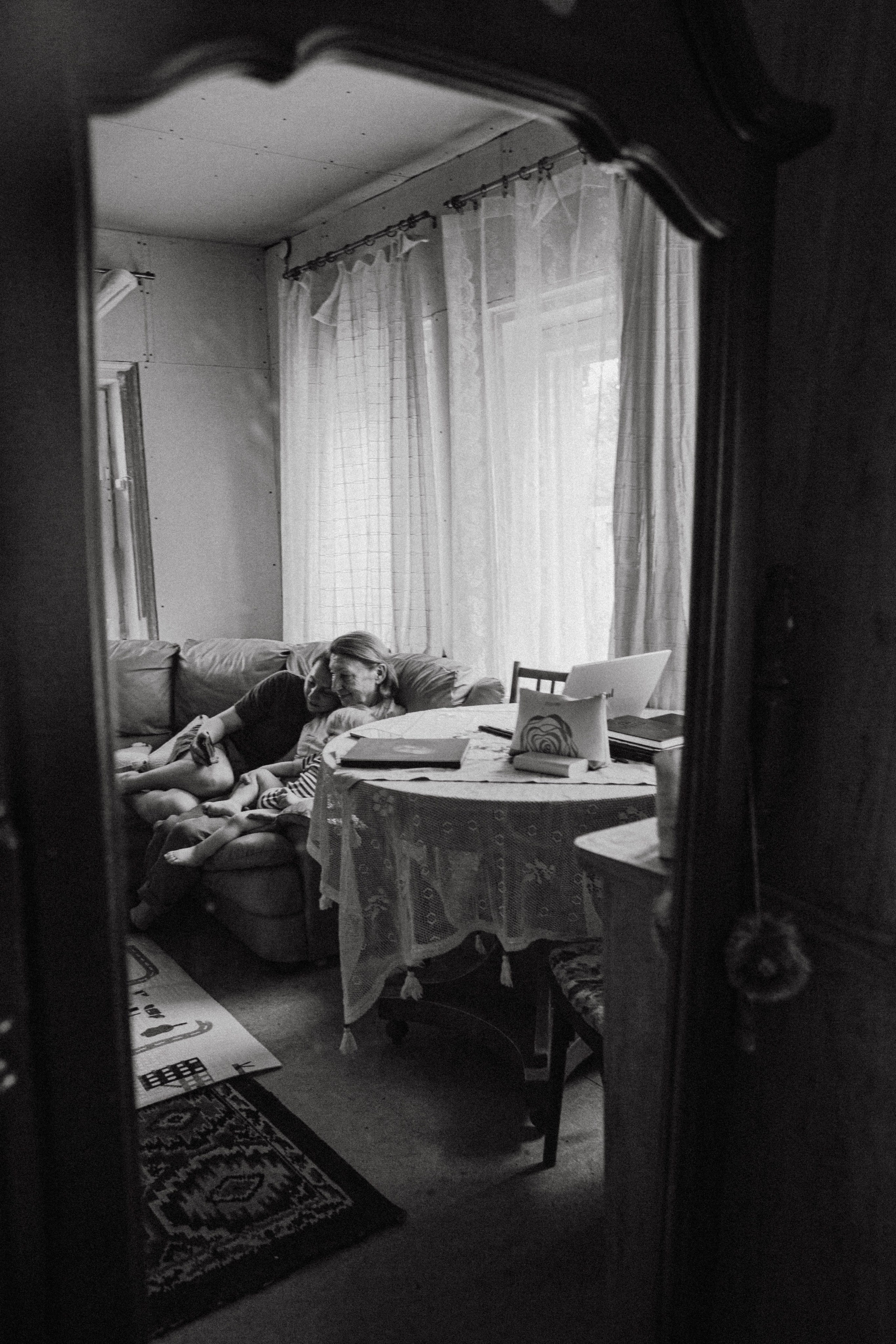 Сева у бабушки. Фотограф в Нижнем Новгороде