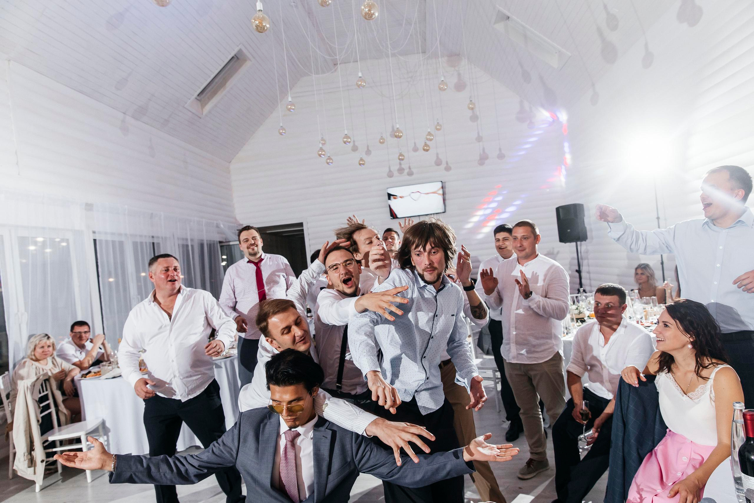 Wet asphalt. Свадебный и репортажный фотограф