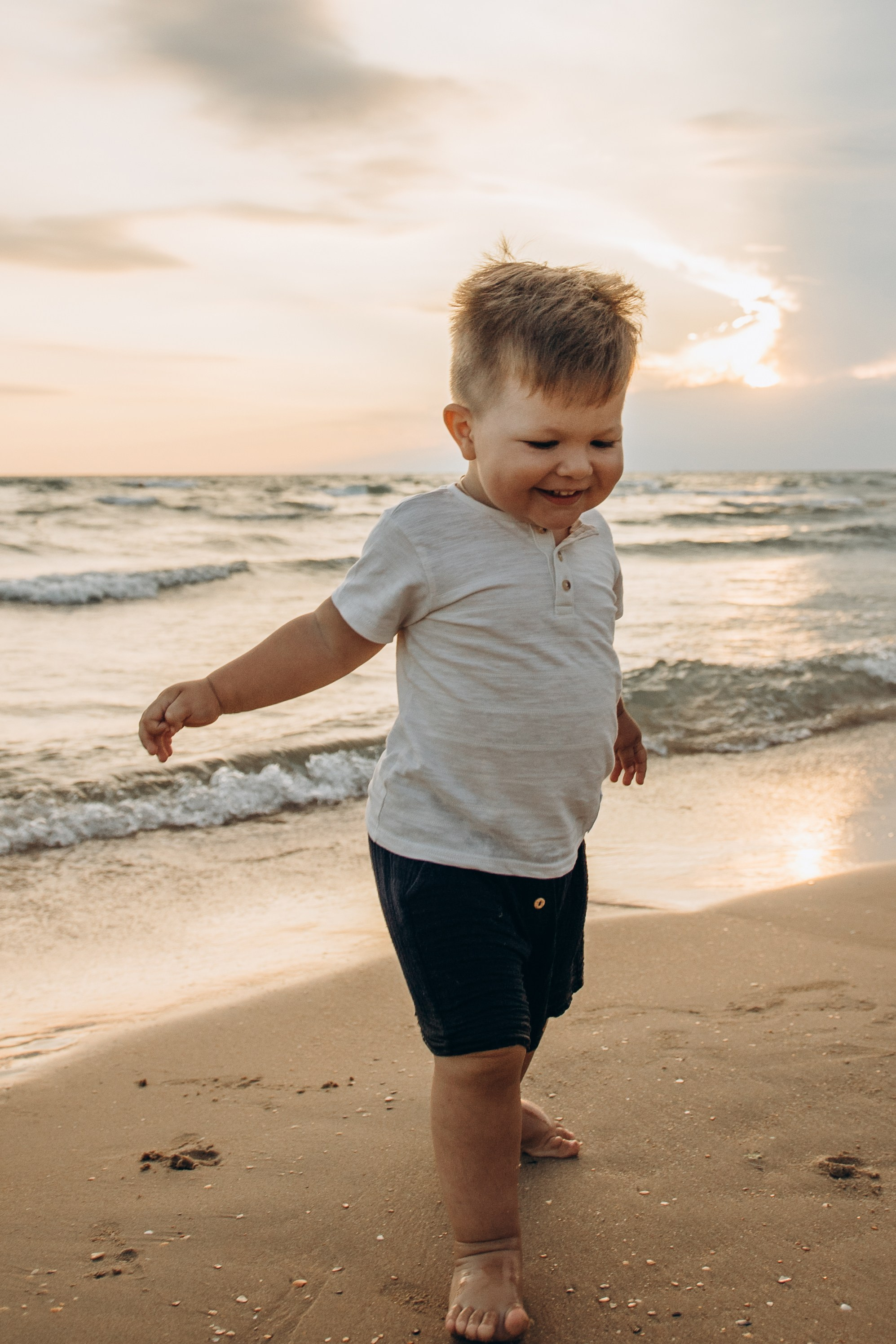 Михаил, Алена и Кирюша — встреча заката с любимыми. Семейный фотограф Новороссийск, Анапа, Геленджик — Юлия Давыдова