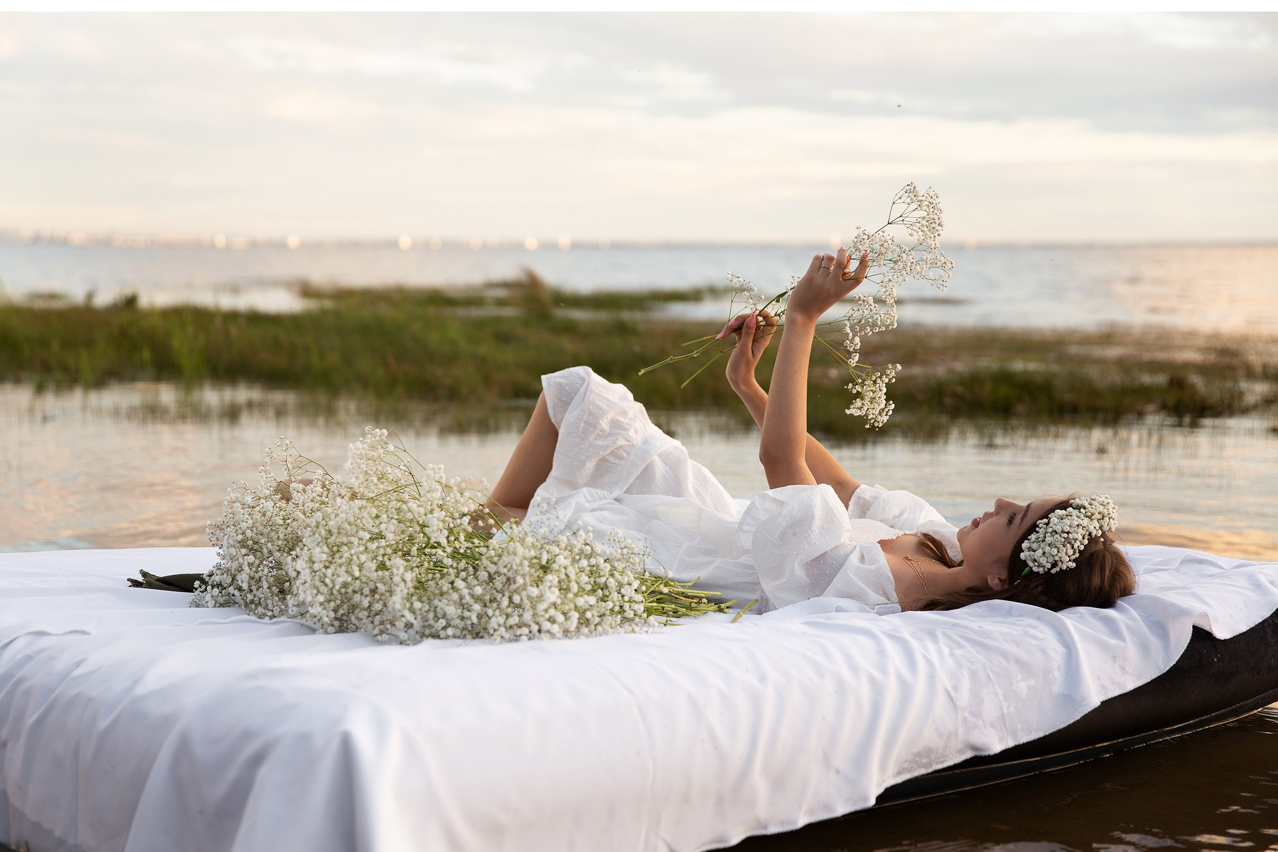 Девичник на заливе. Свадебный и портретный фотограф в Санкт-Петербурге Надежда Чечулина