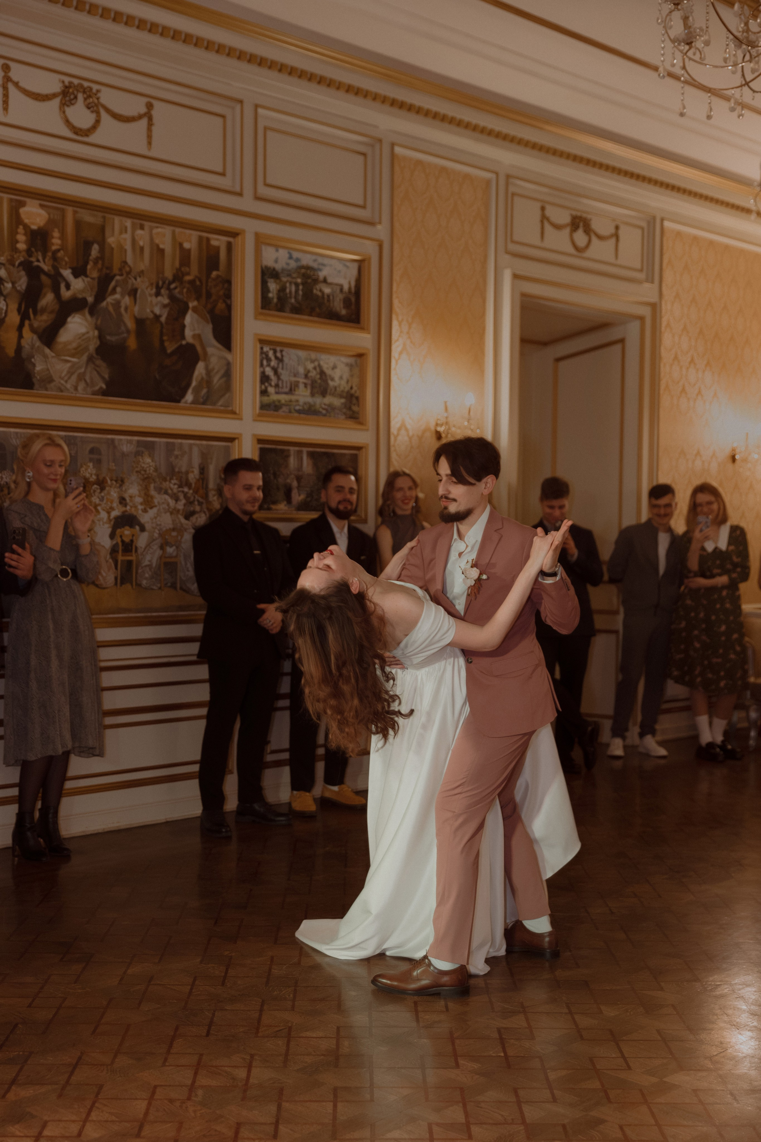 Welcome back to your own dinner party. Фотограф Лия Козловская Минск