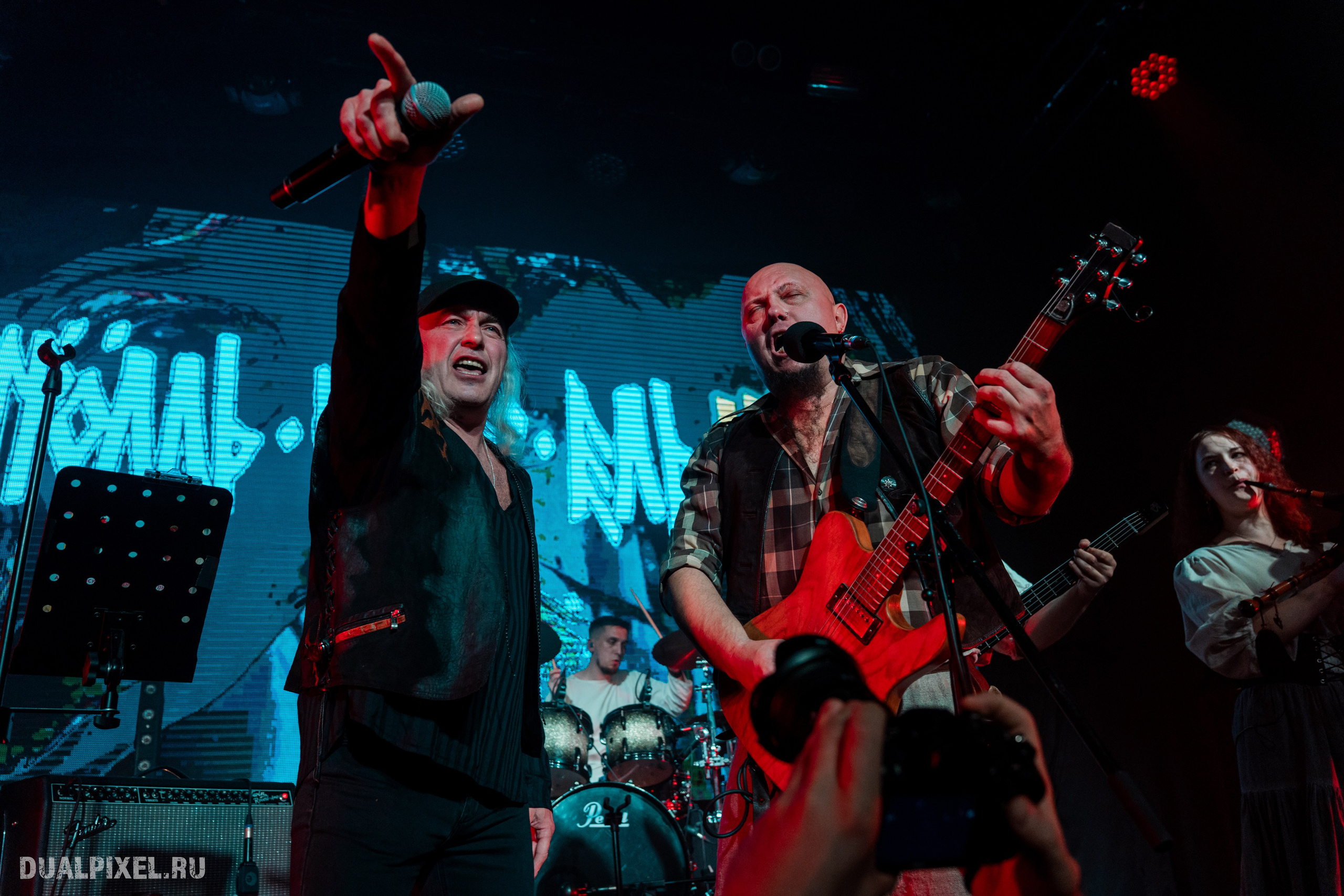 Тролль гнёт ель. Магия музыки в кадре: Концертная Фотография