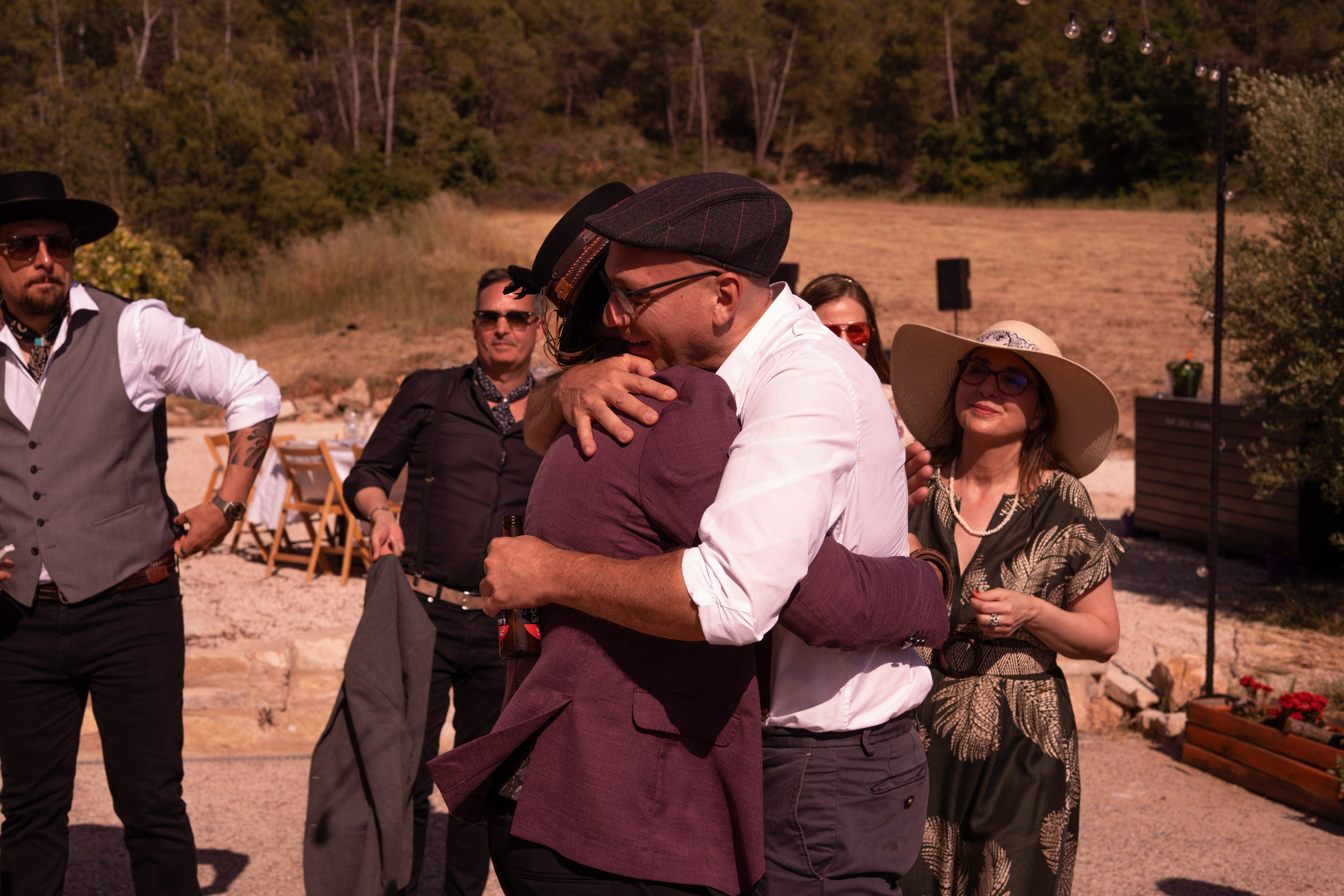 Stasy and Roberto. Wedding Photographer in Barcelona and Medellin