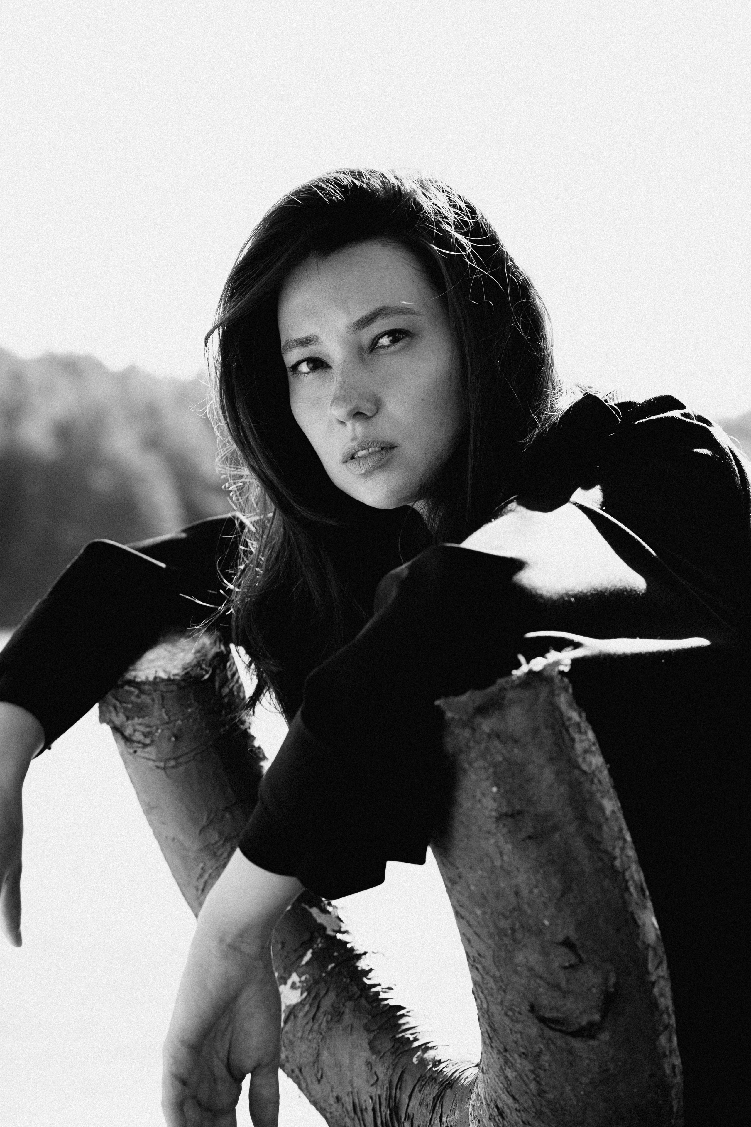 I am Diana, a portrait photographer. I take pictures around the world