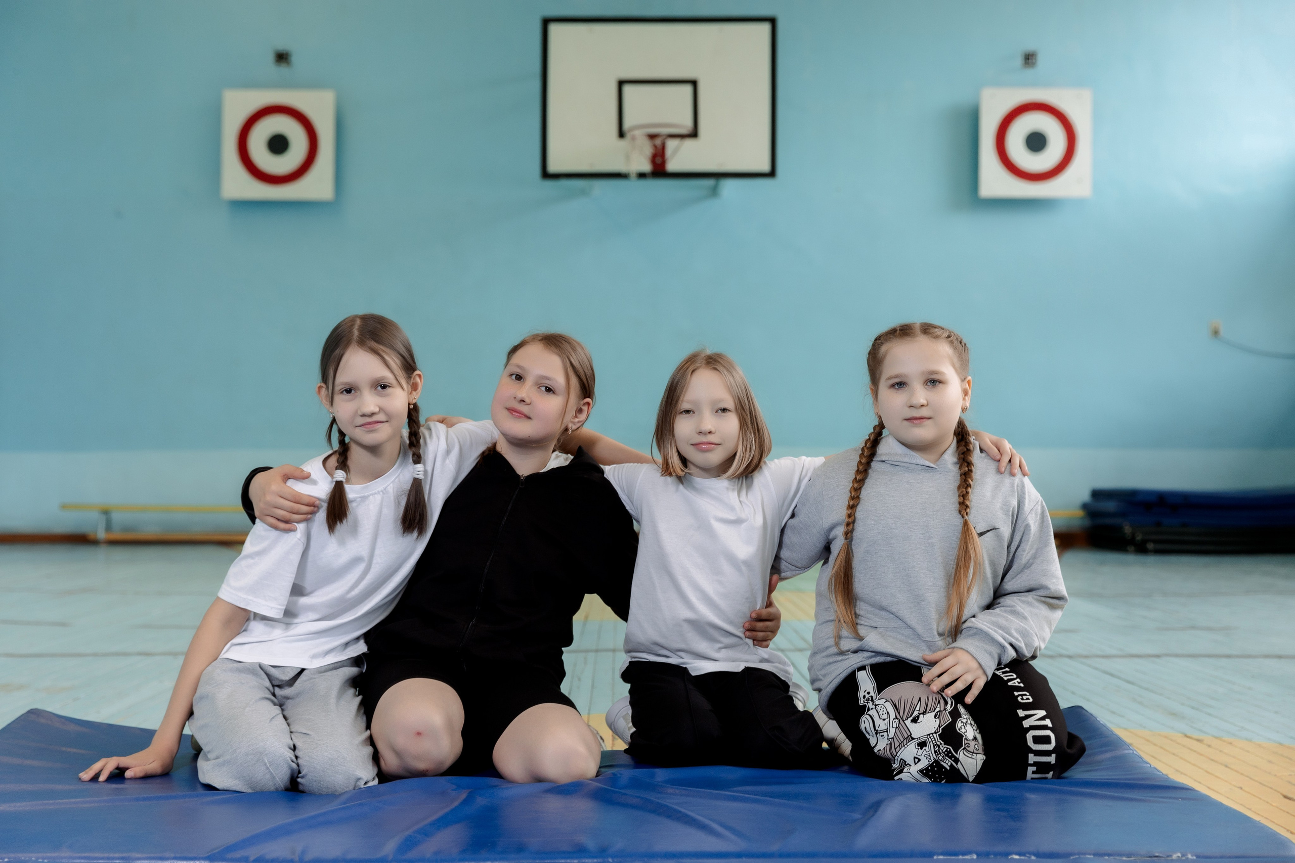 Школа 54 4А кл (2023-24) 2 часовая фотосессия в школе. Свадебный и Семейный фотограф г. Ижевск Гульназ Солдатова. Гульназ фото